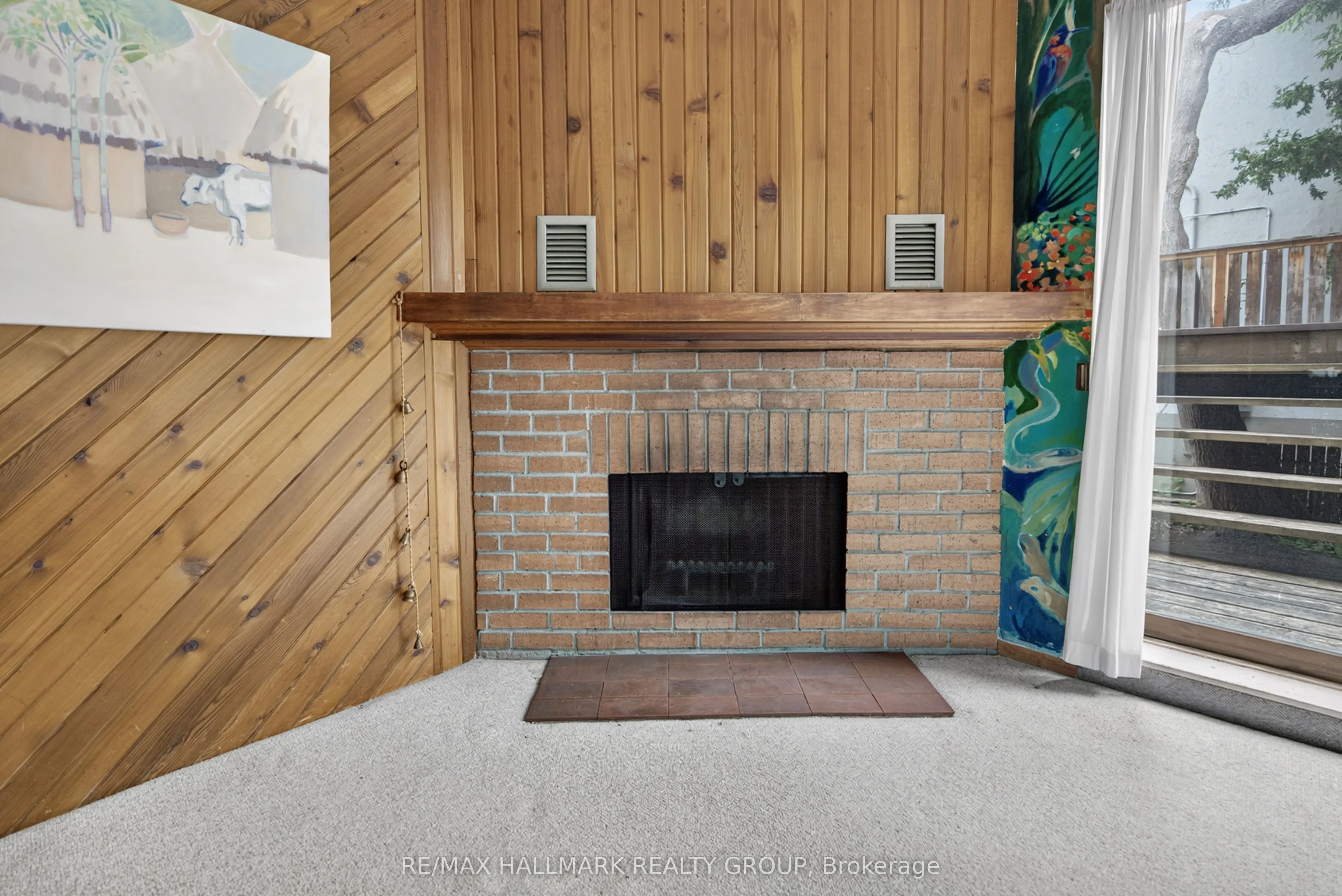 343 Somerset Street E