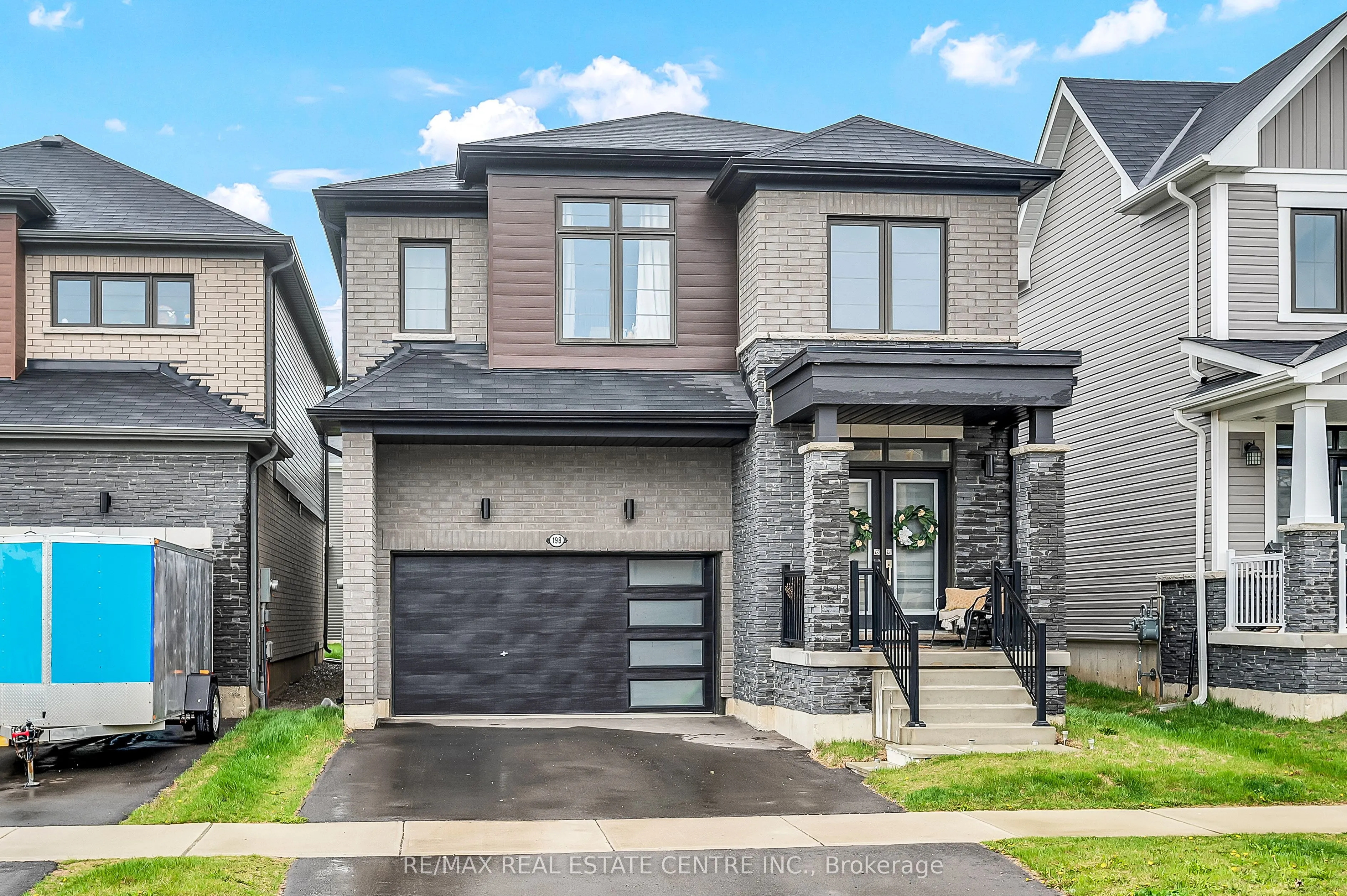 198 Whithorn Crescent