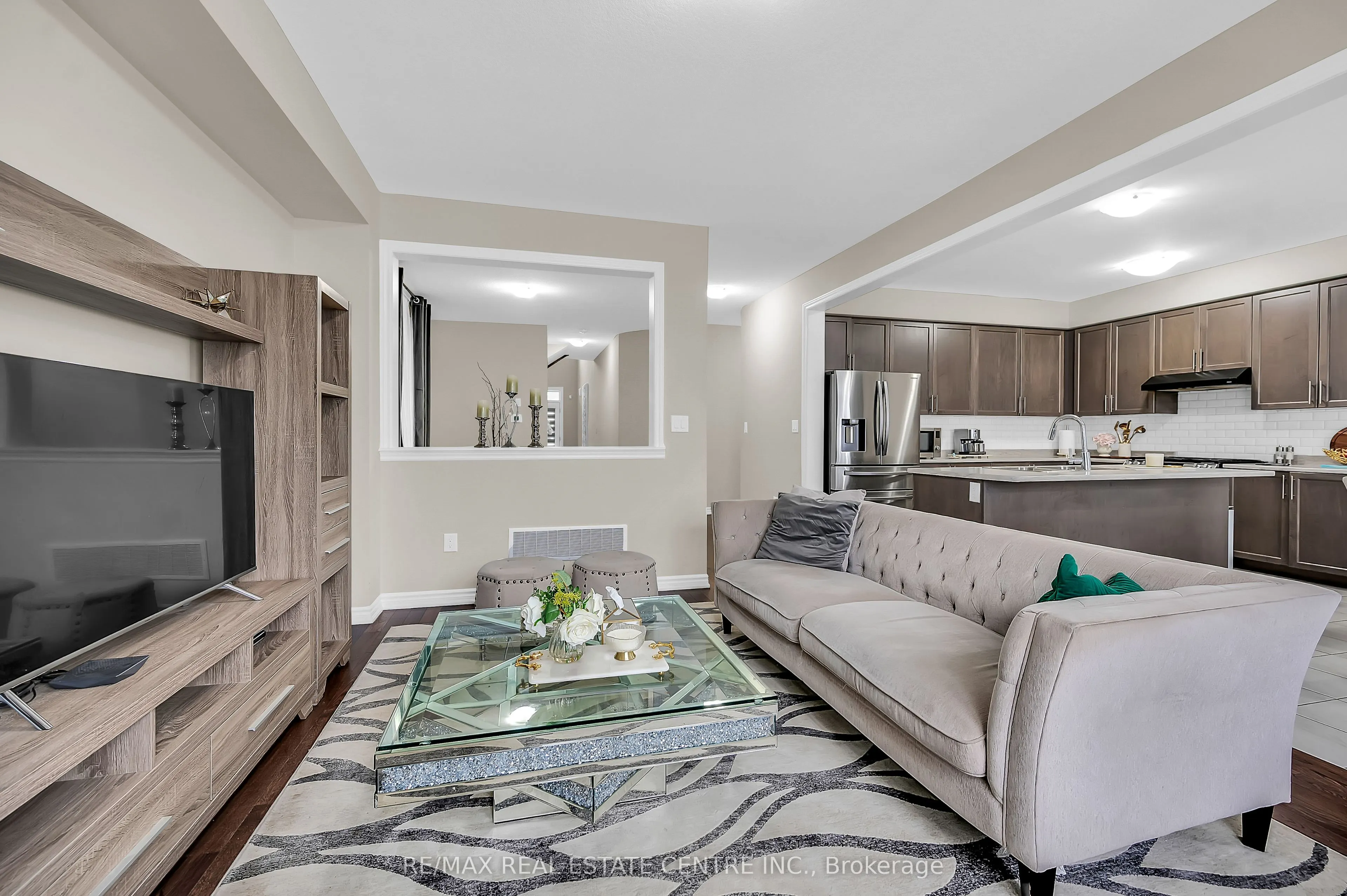 198 Whithorn Crescent