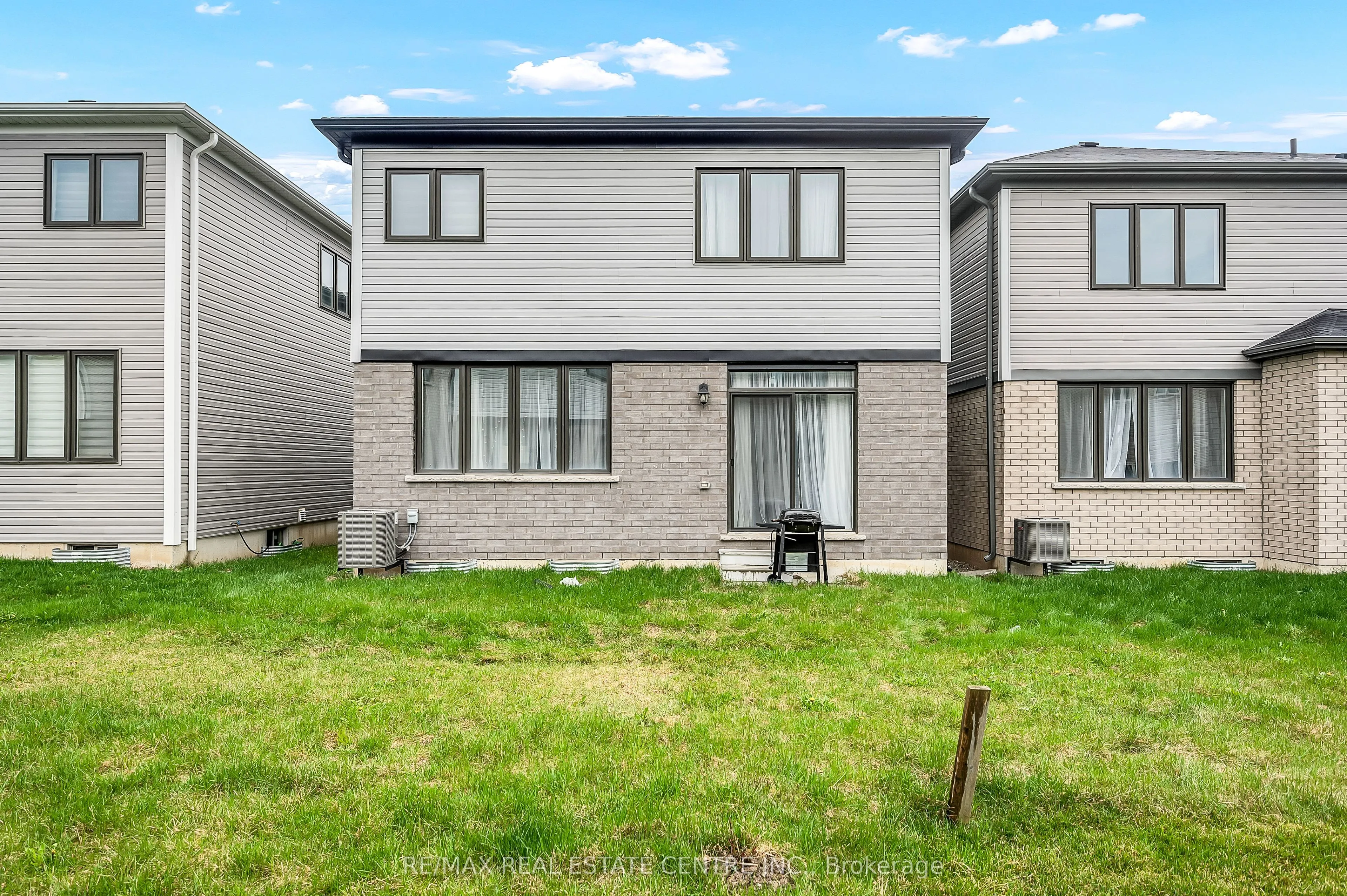 198 Whithorn Crescent