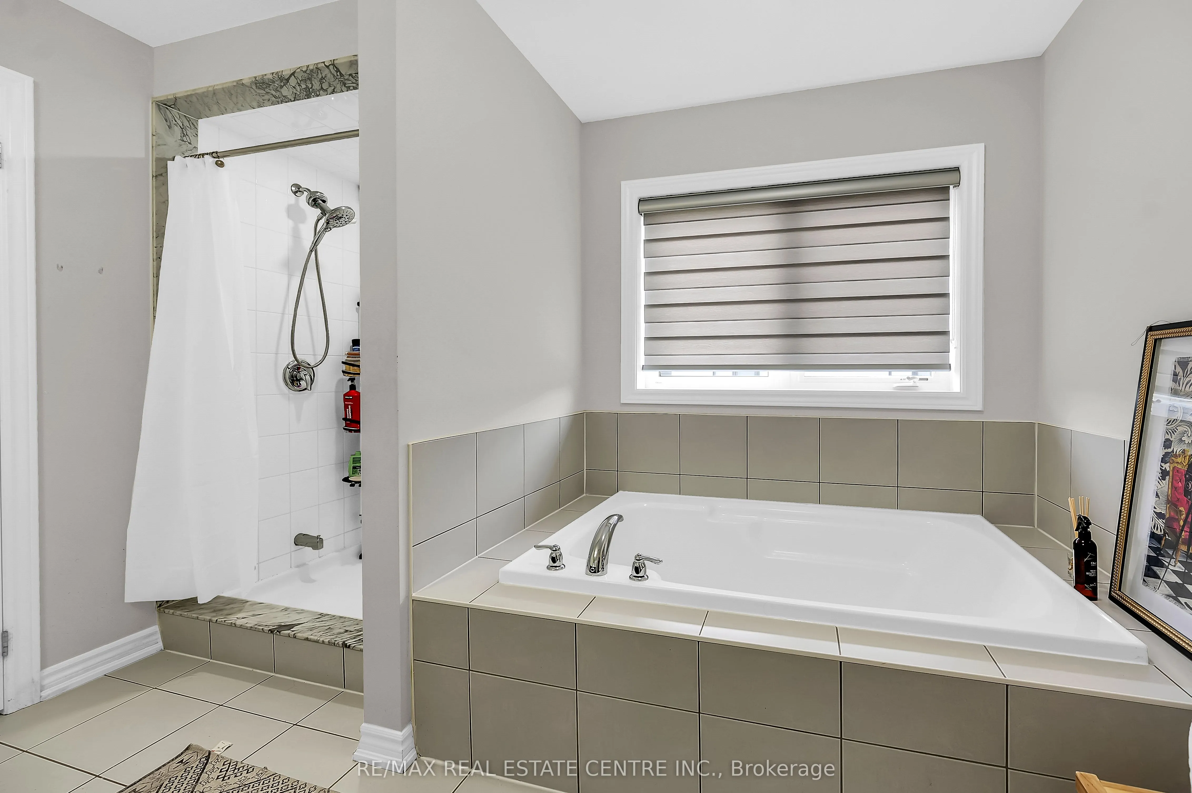 198 Whithorn Crescent