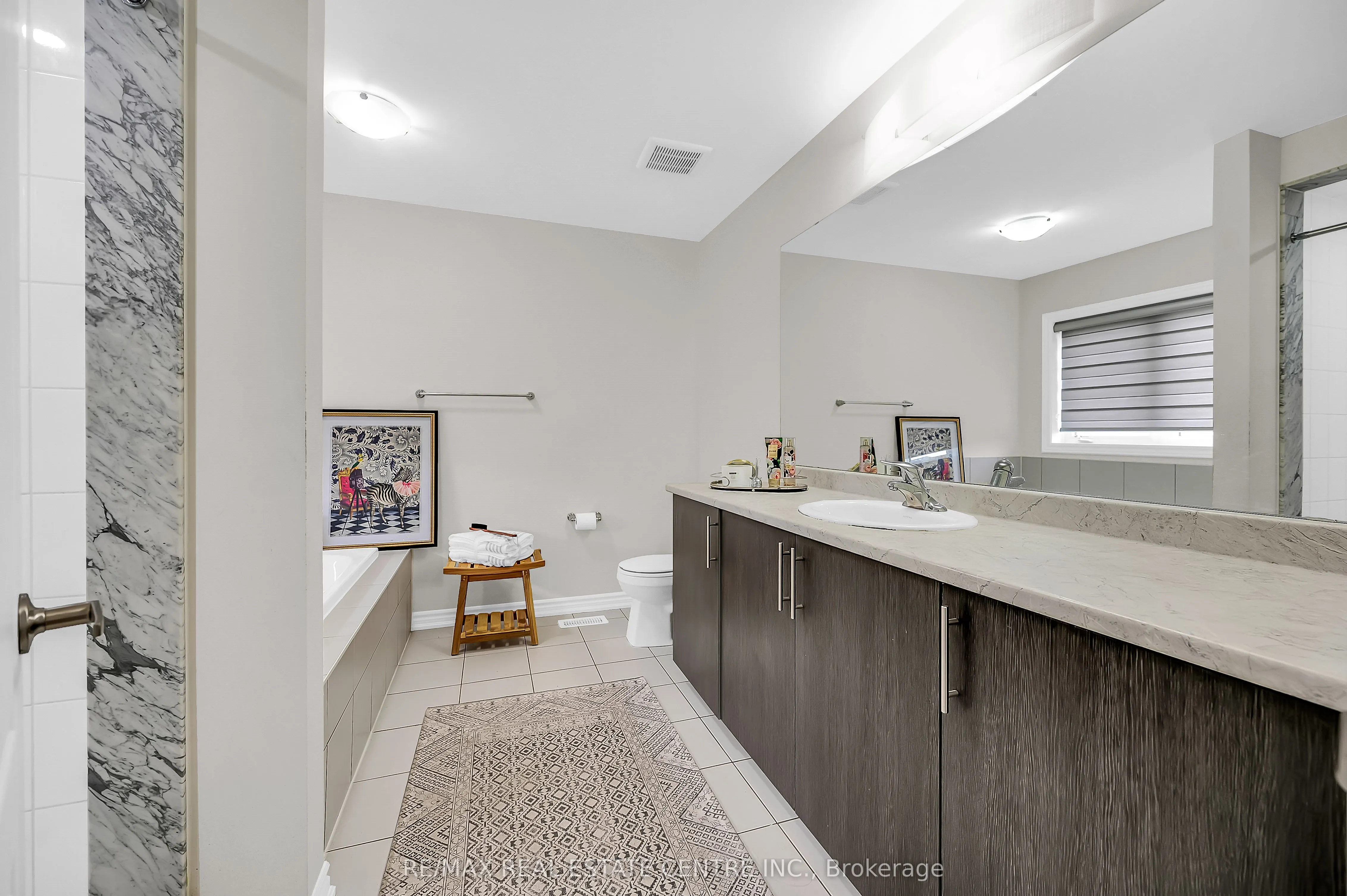 198 Whithorn Crescent