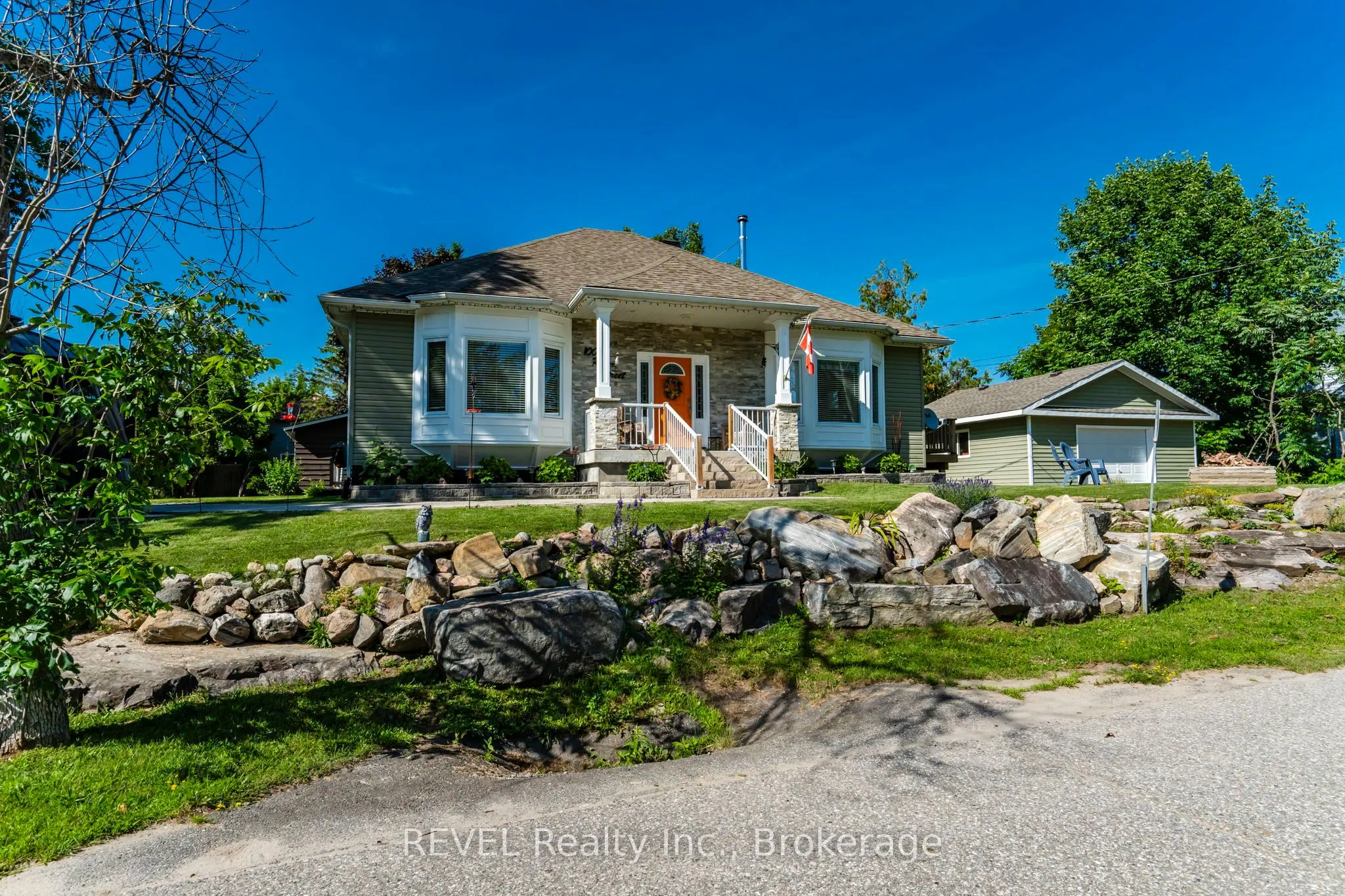 1006 River Street