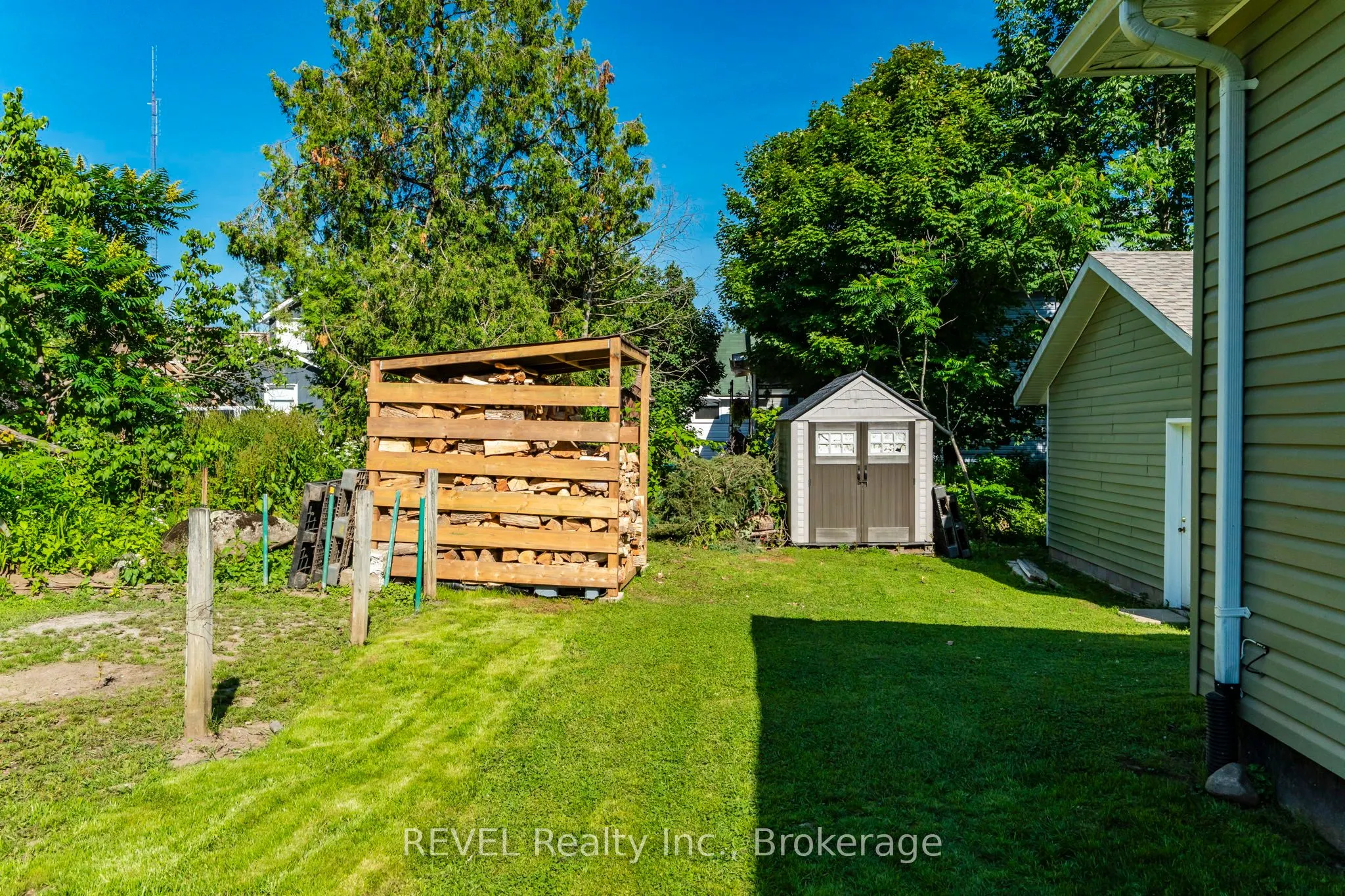 1006 River Street