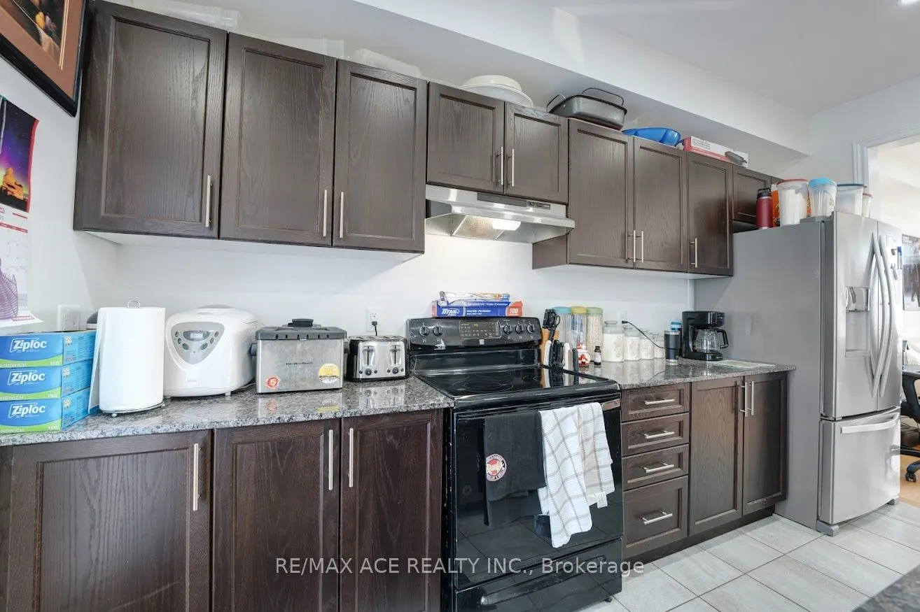 37 Summer Breeze Drive