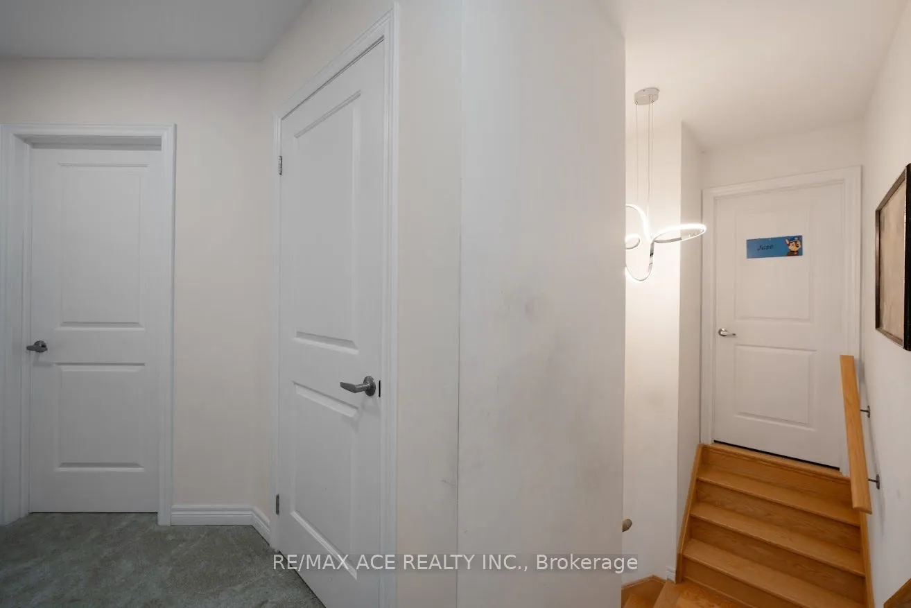 37 Summer Breeze Drive