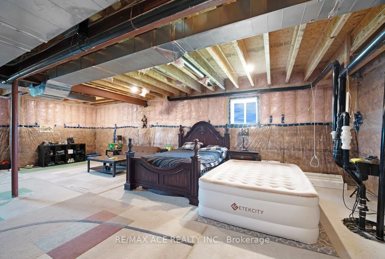 37 Summer Breeze Drive