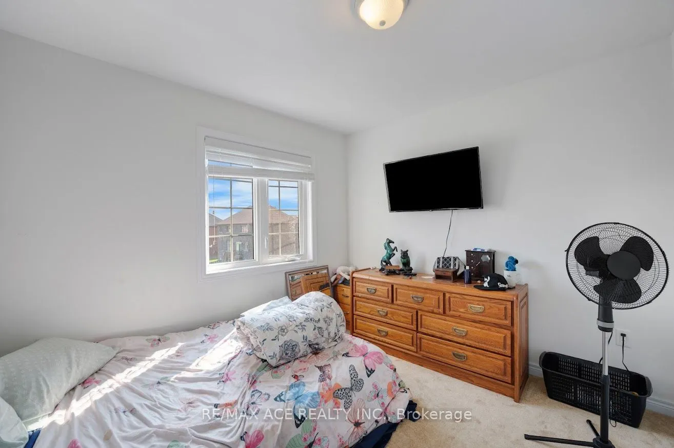 37 Summer Breeze Drive