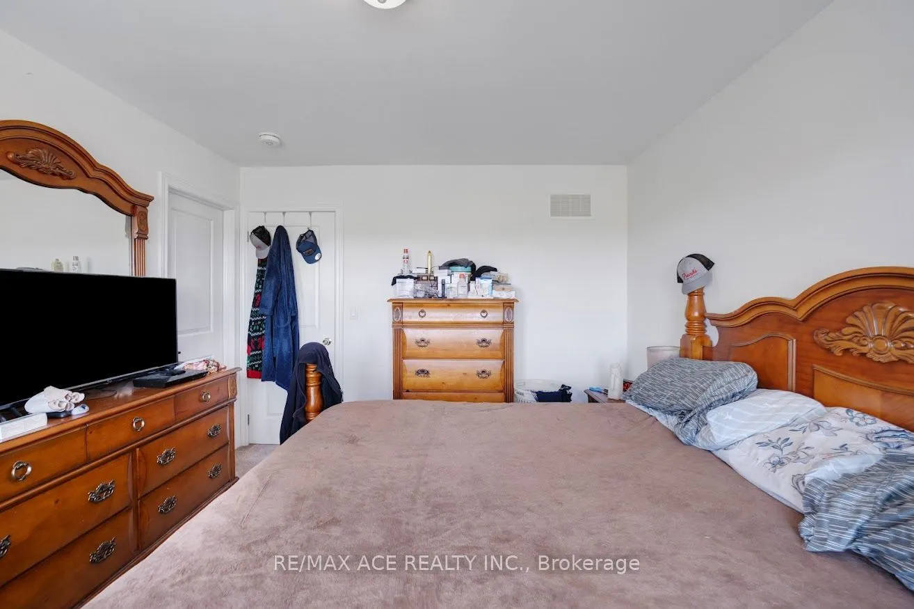 37 Summer Breeze Drive