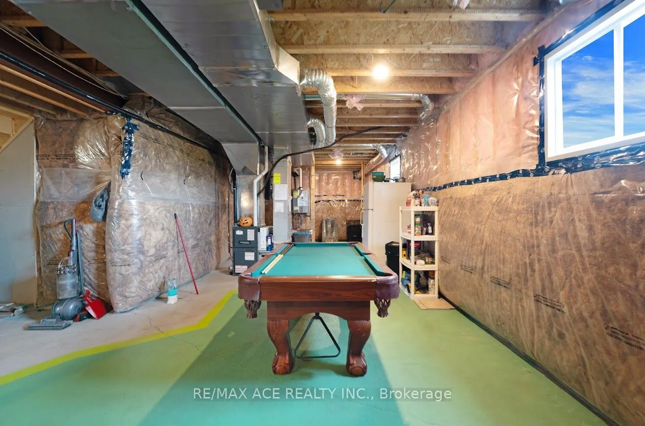 37 Summer Breeze Drive