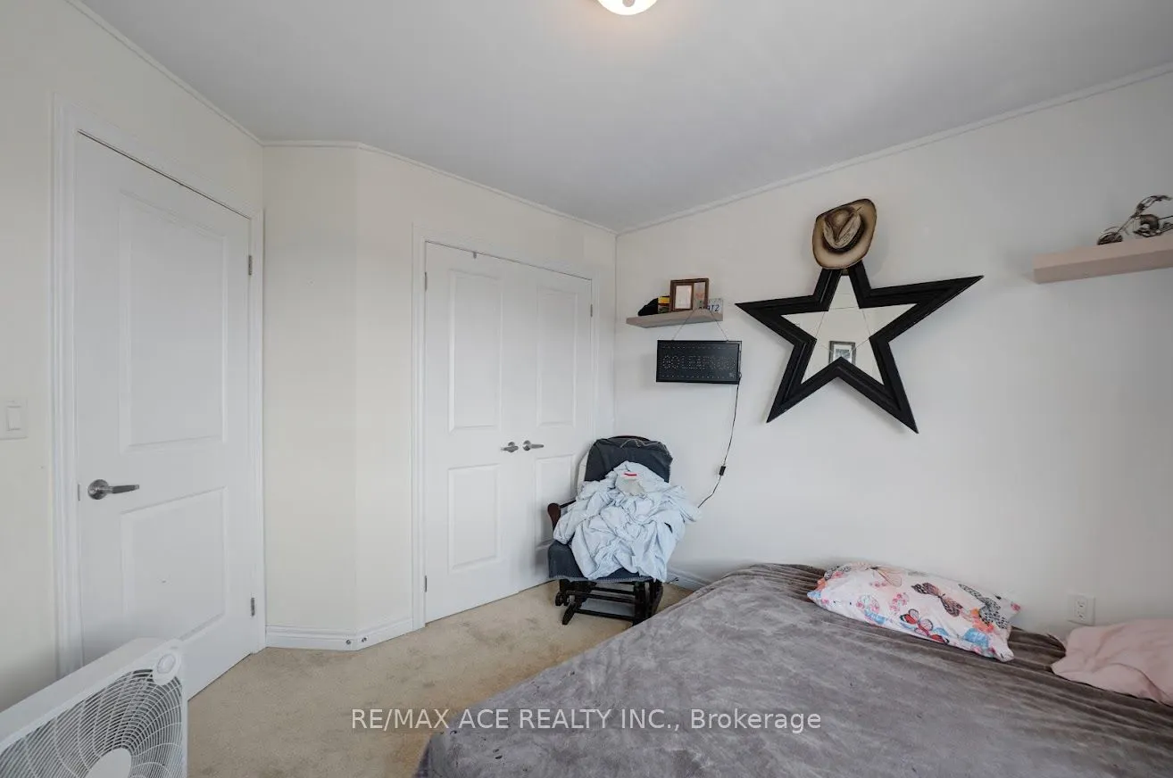37 Summer Breeze Drive