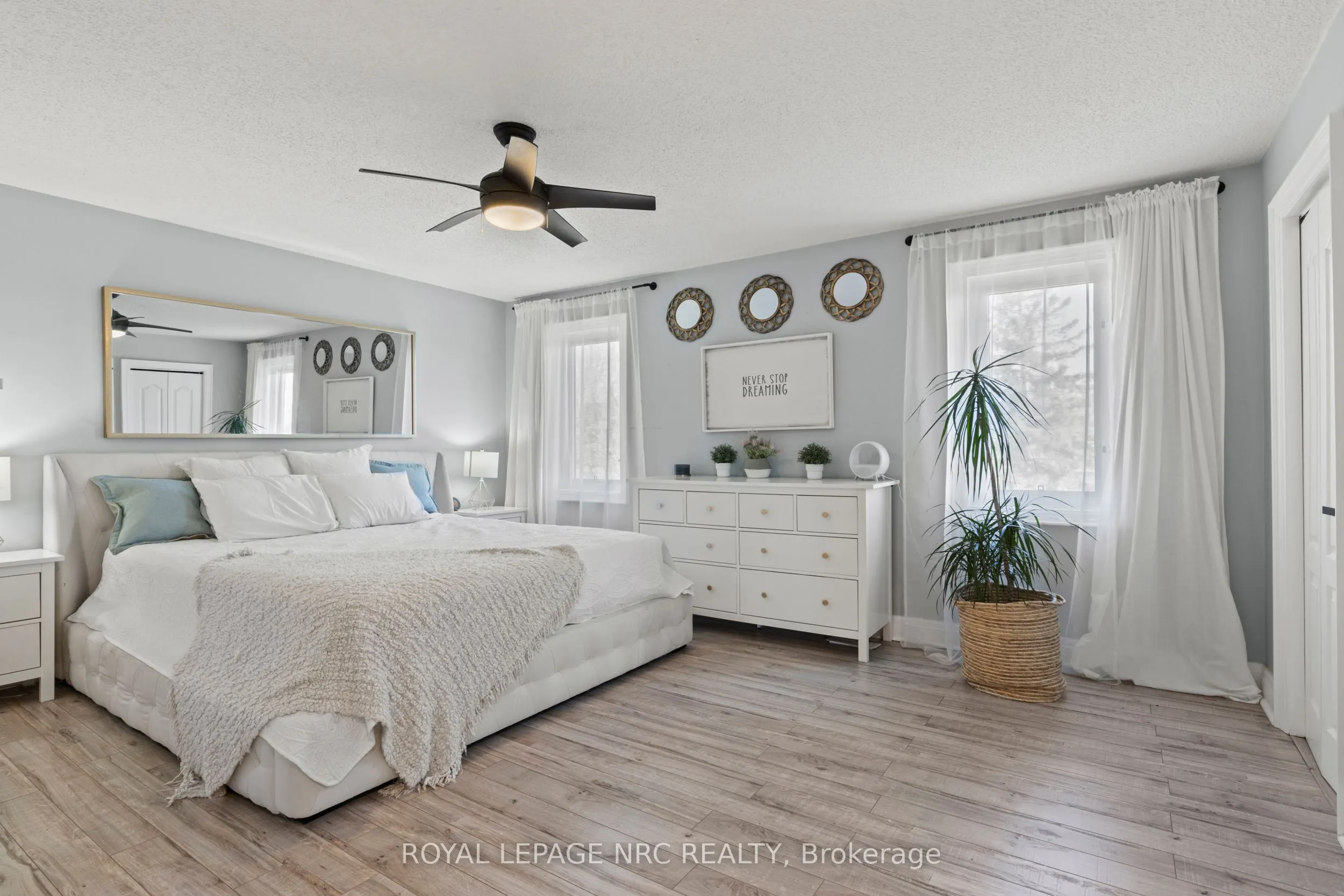 2905 Butler's Walk