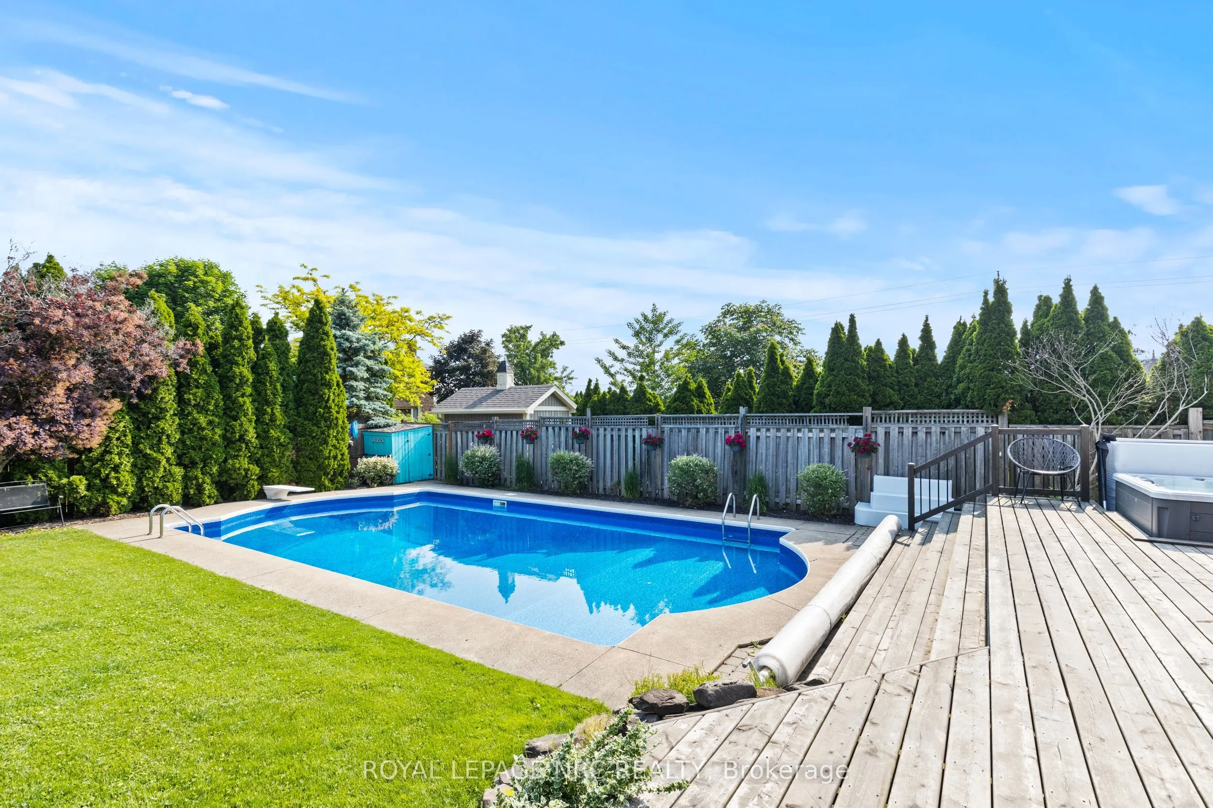 2905 Butler's Walk