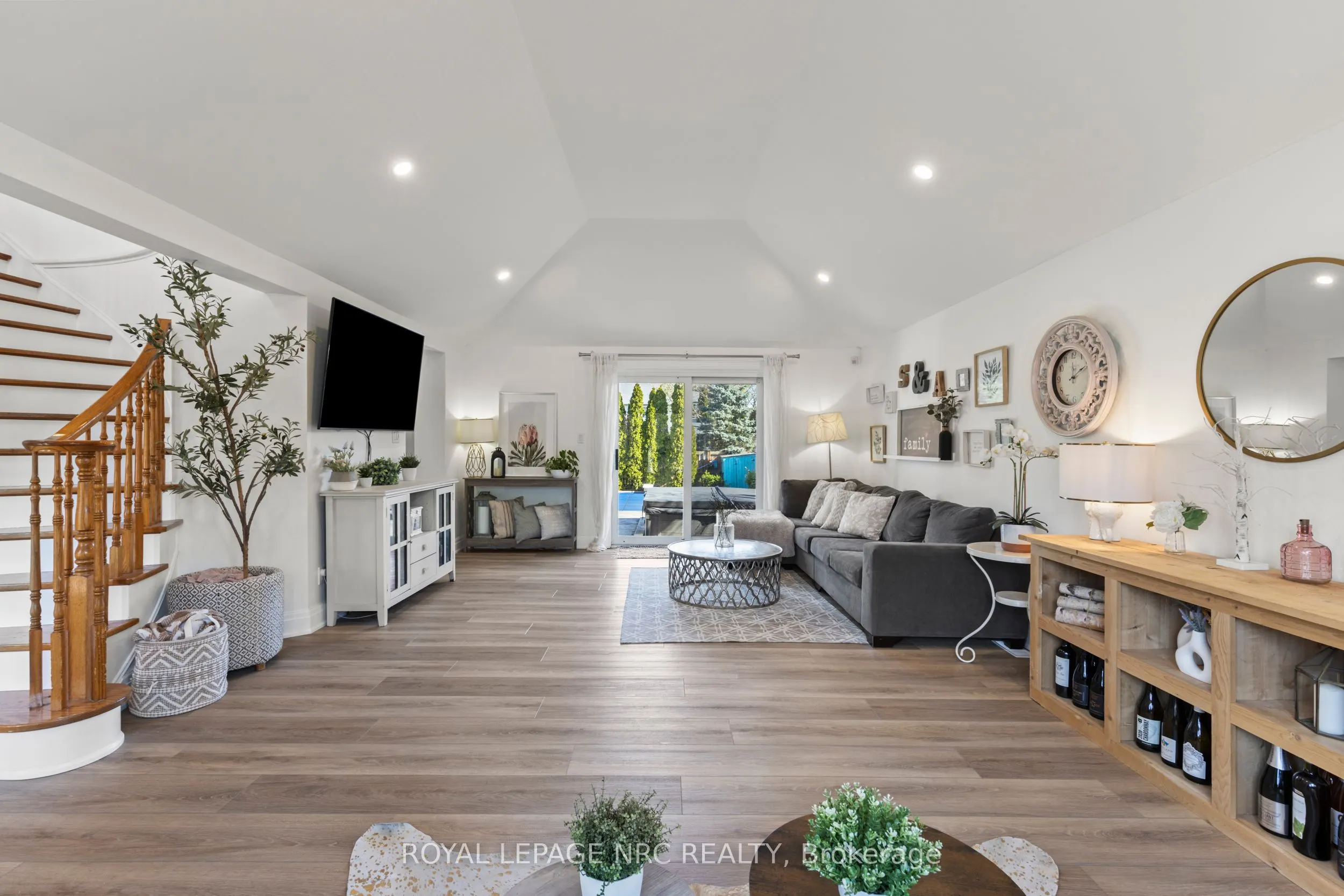 2905 Butler's Walk