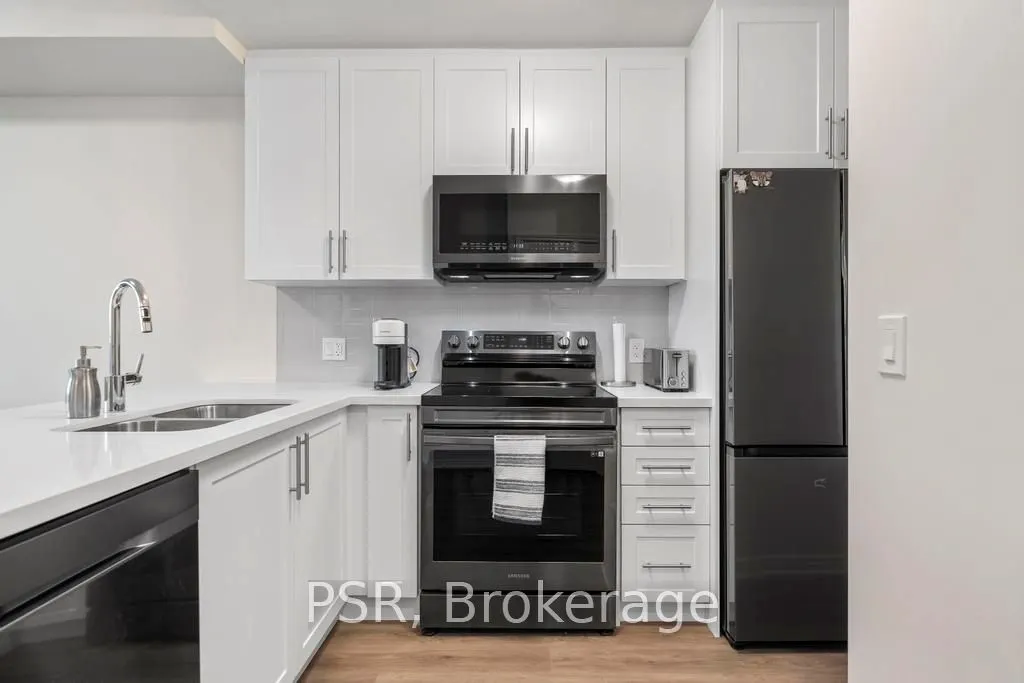 2750 King Street E, #215