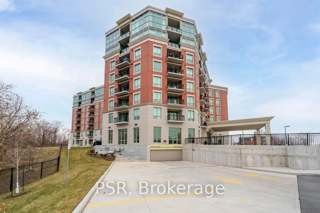 2750 King Street E, #215