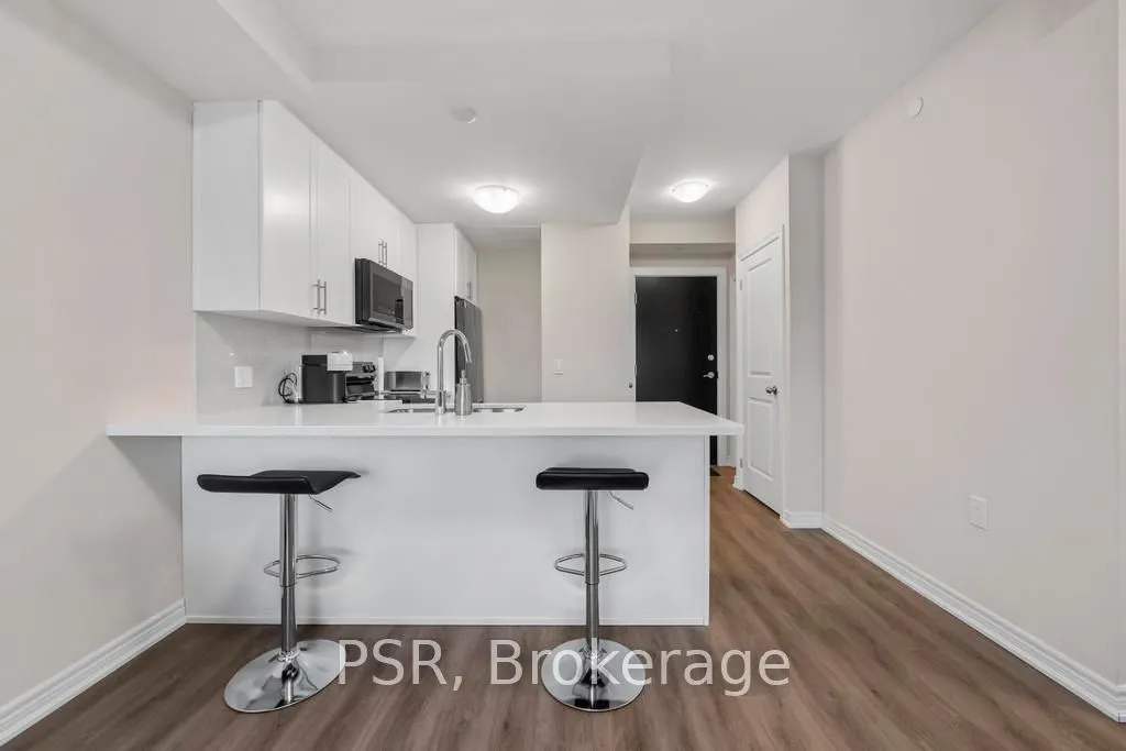 2750 King Street E, #215