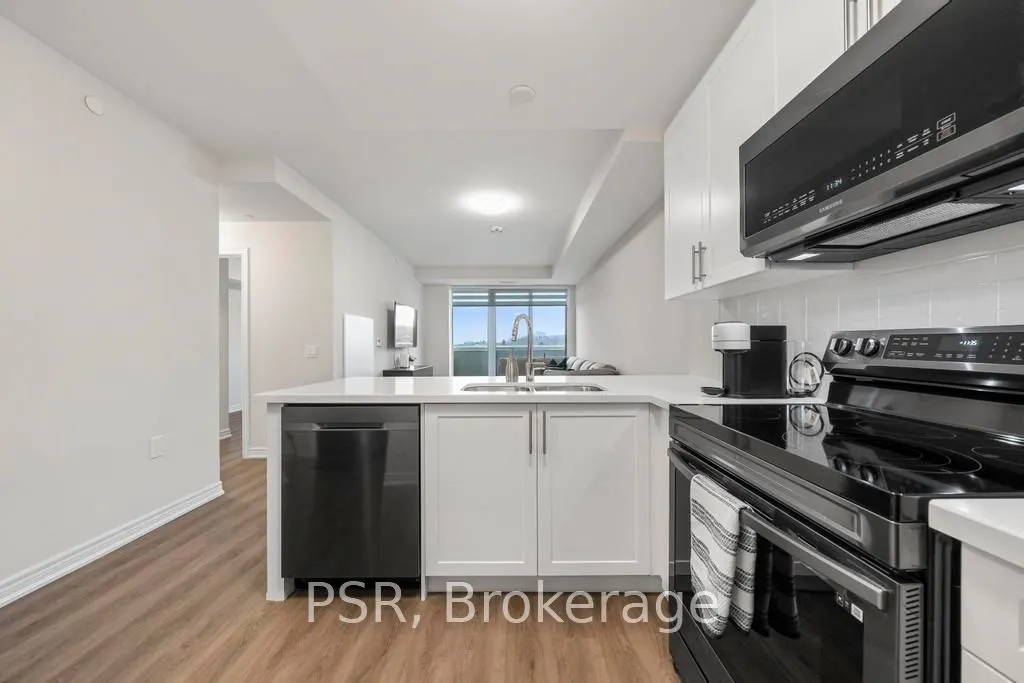 2750 King Street E, #215