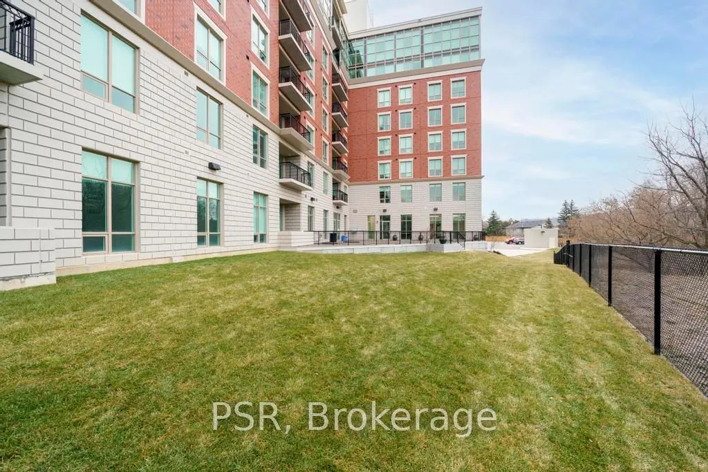 2750 King Street E, #215