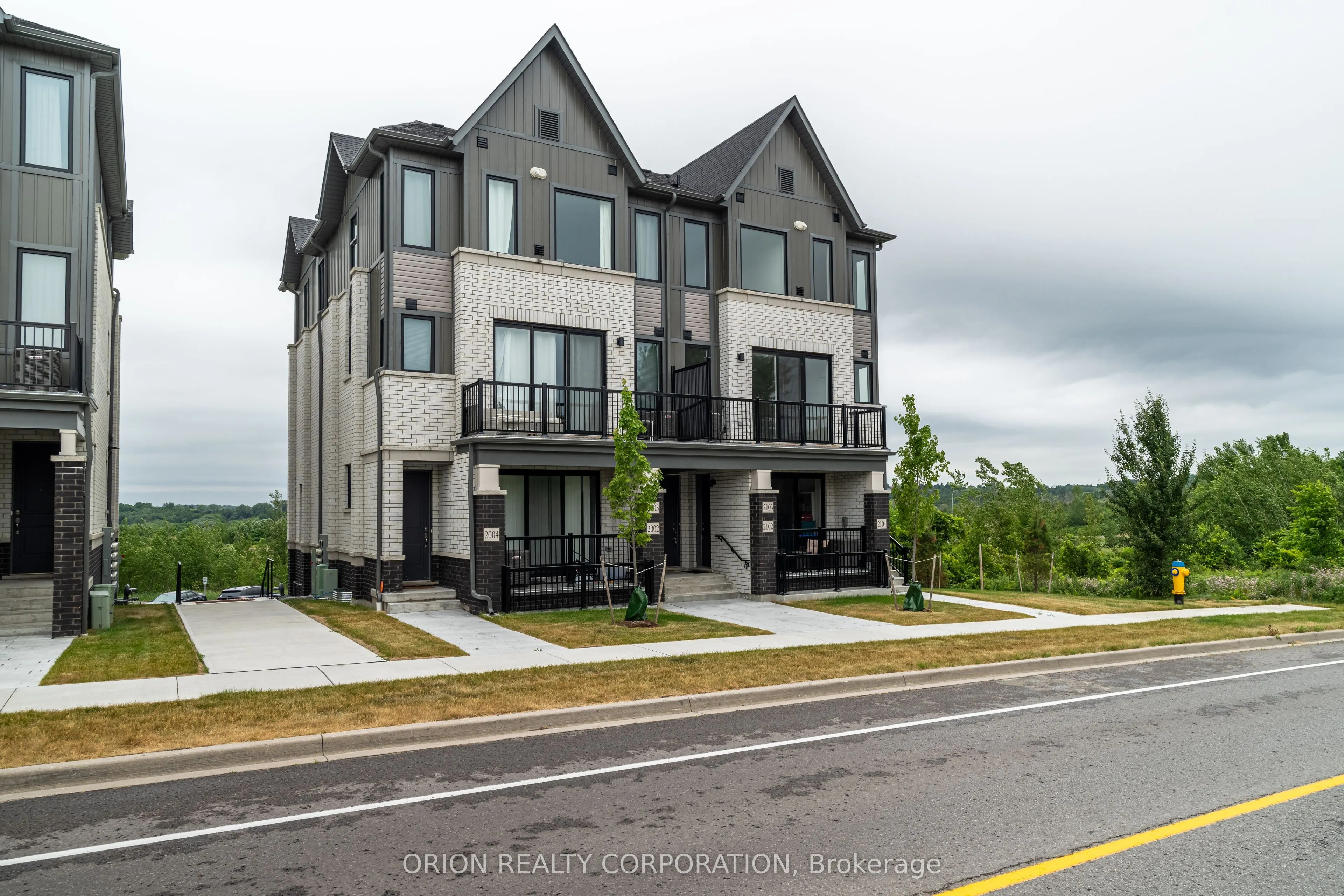 160 Densmore Road, #2003