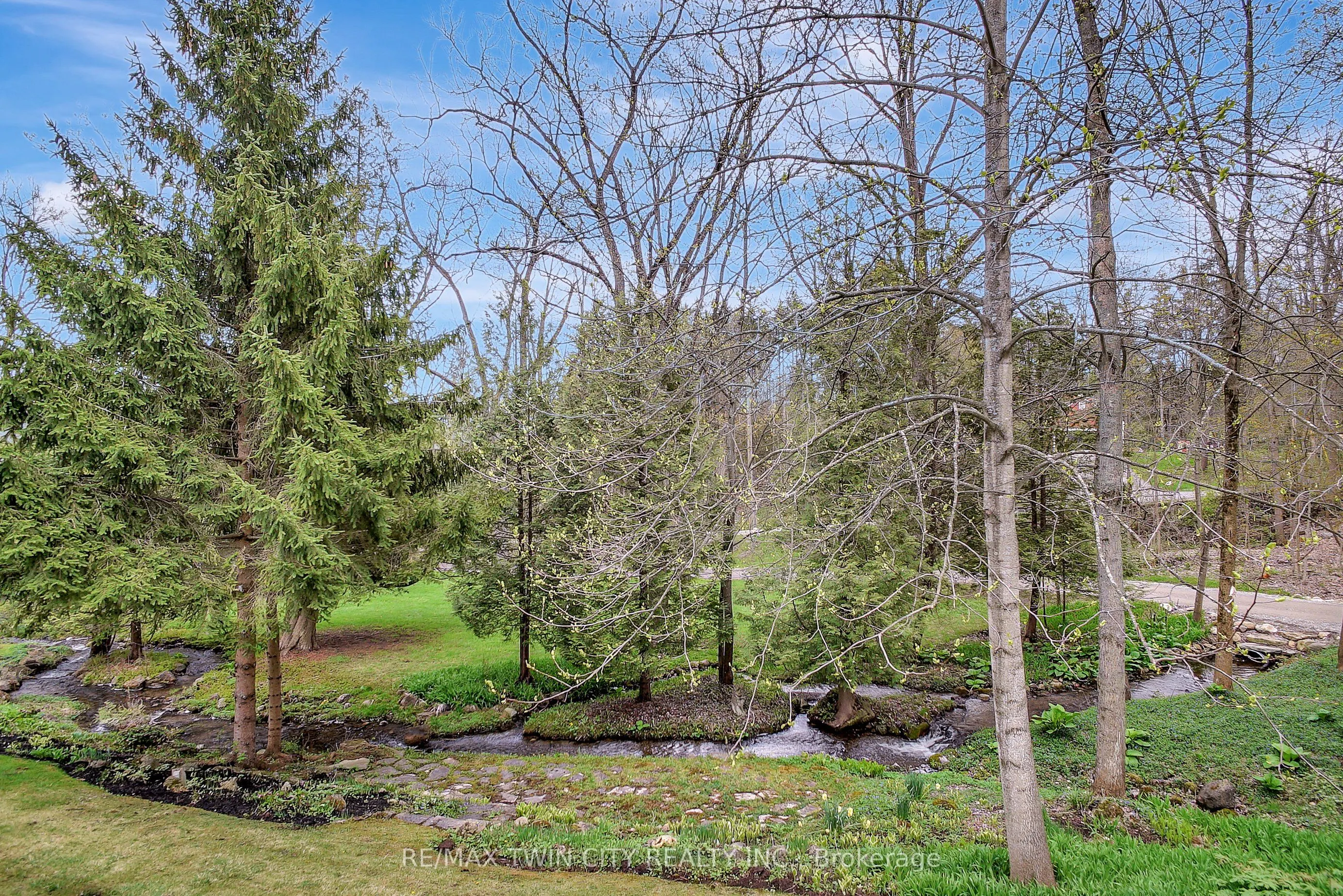 1298 WEST RIVER Road
