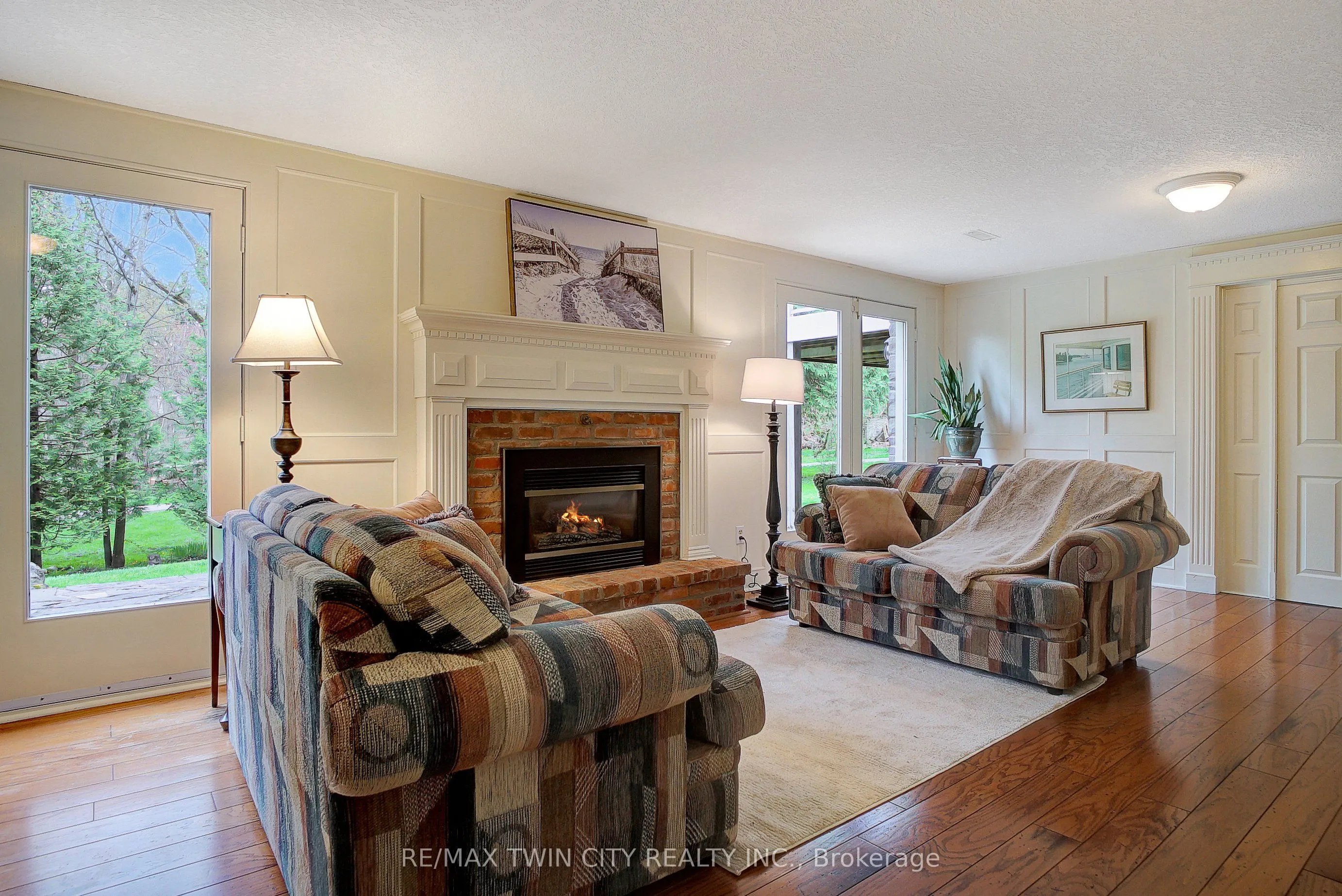 1298 WEST RIVER Road