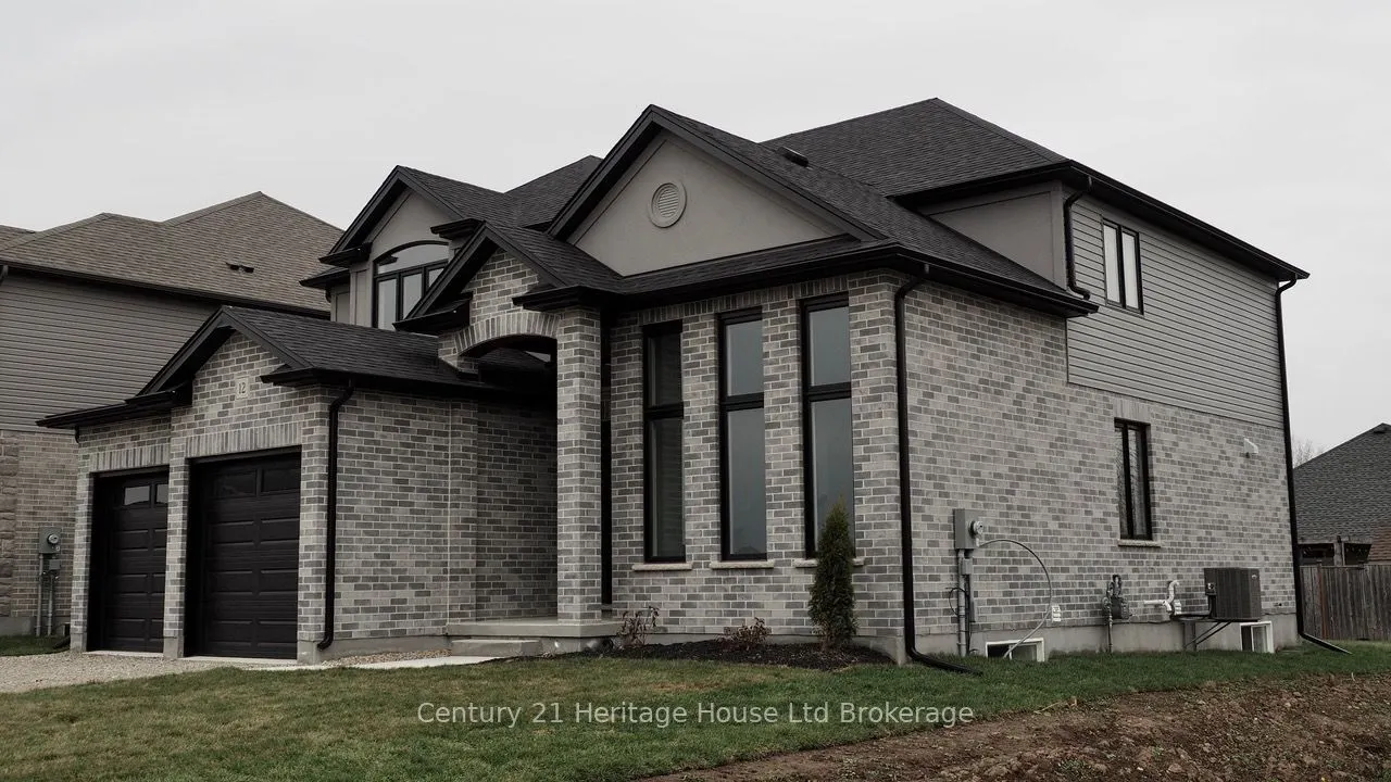12 SYCAMORE Drive