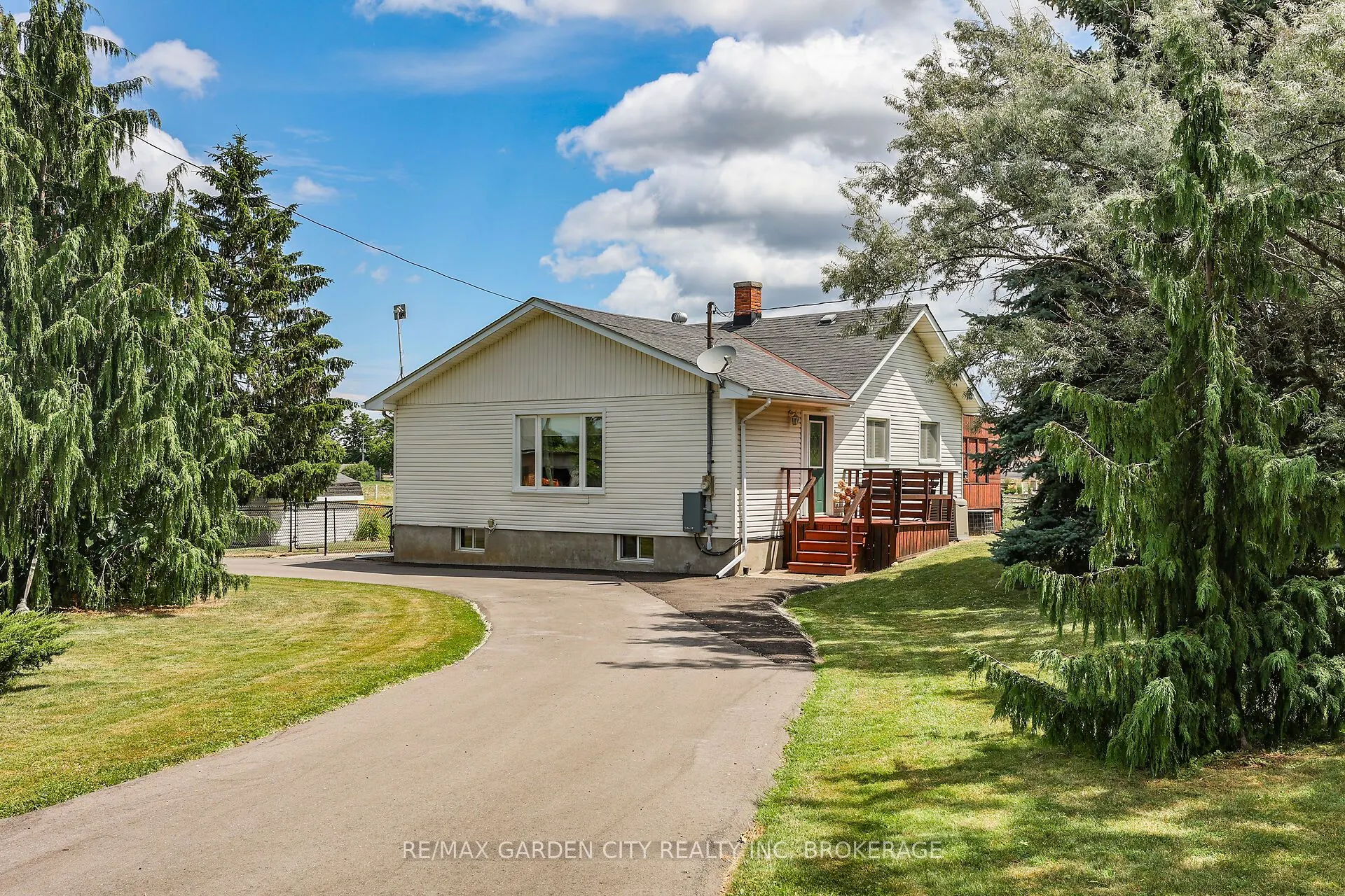 1951 King Street