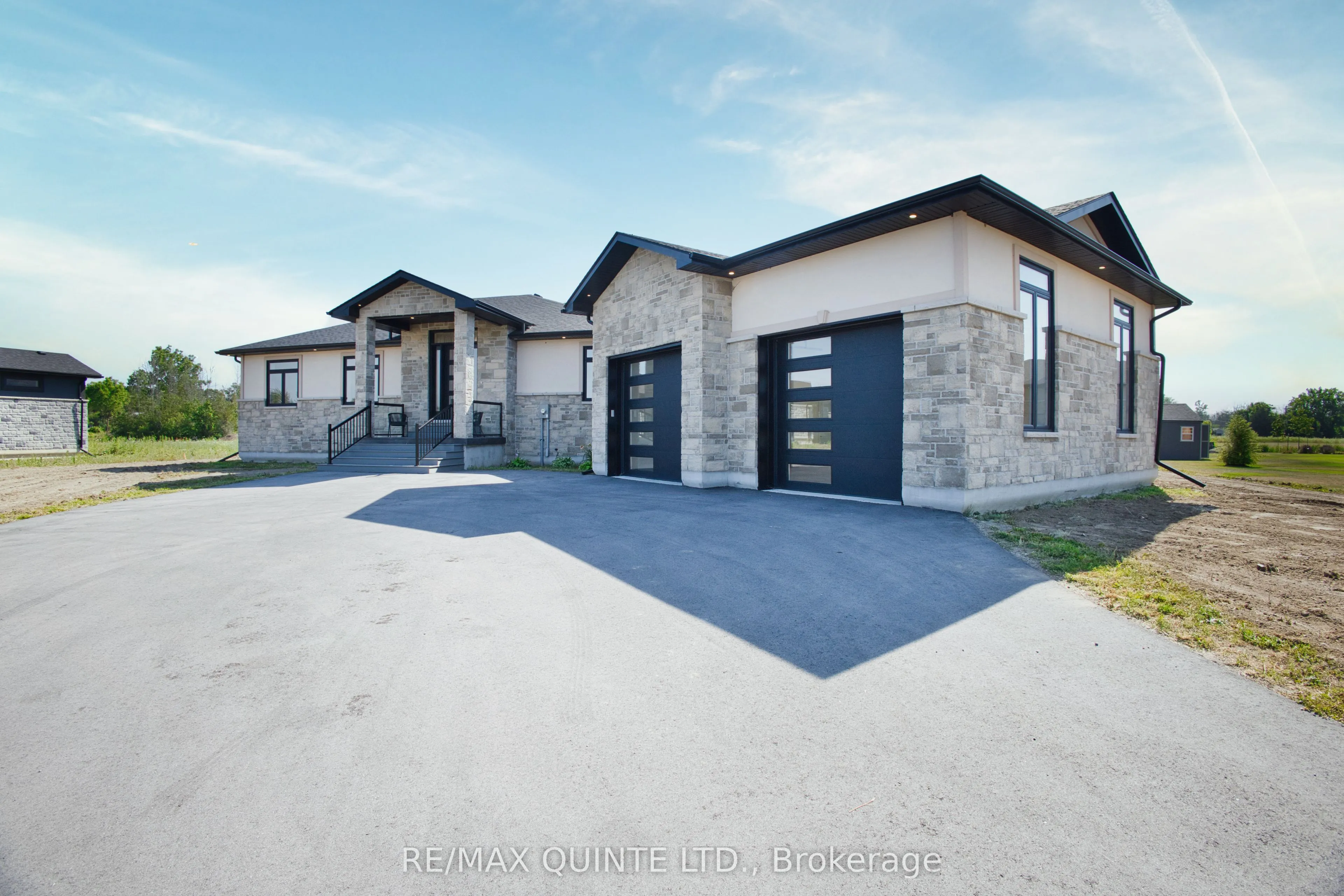 76 Navigation Drive