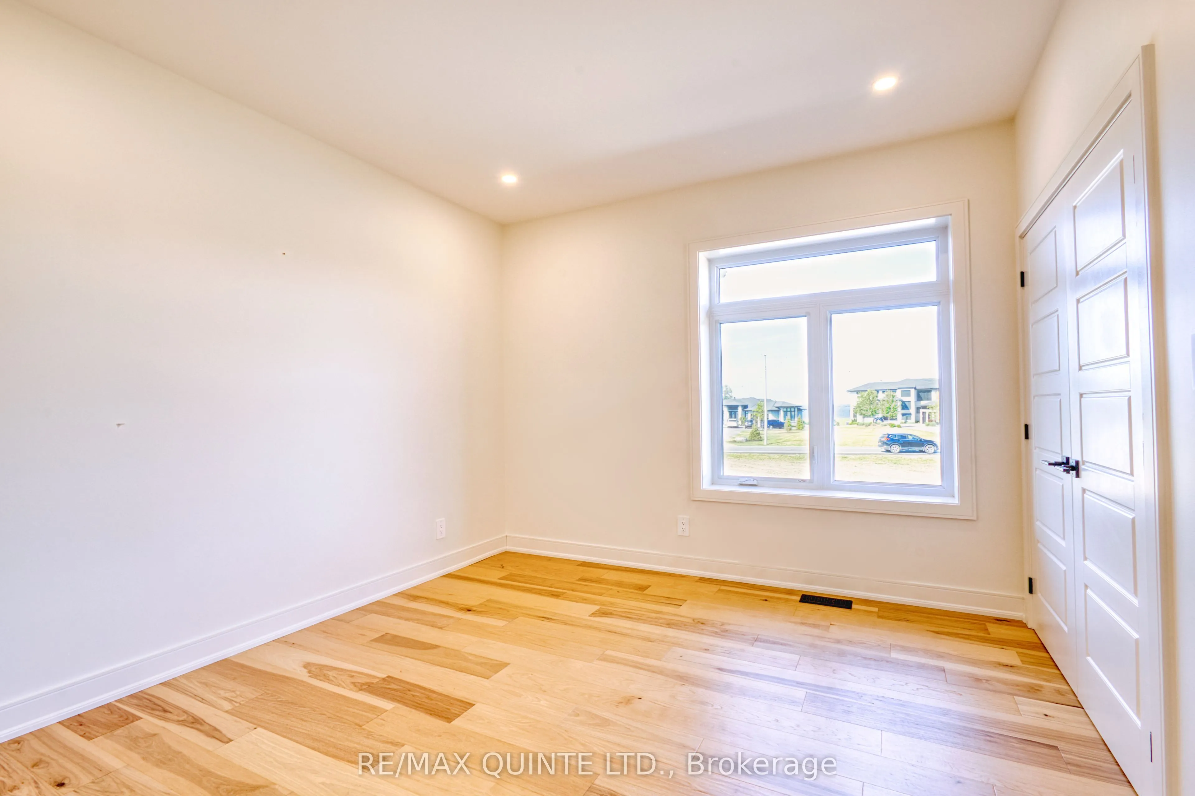 76 Navigation Drive