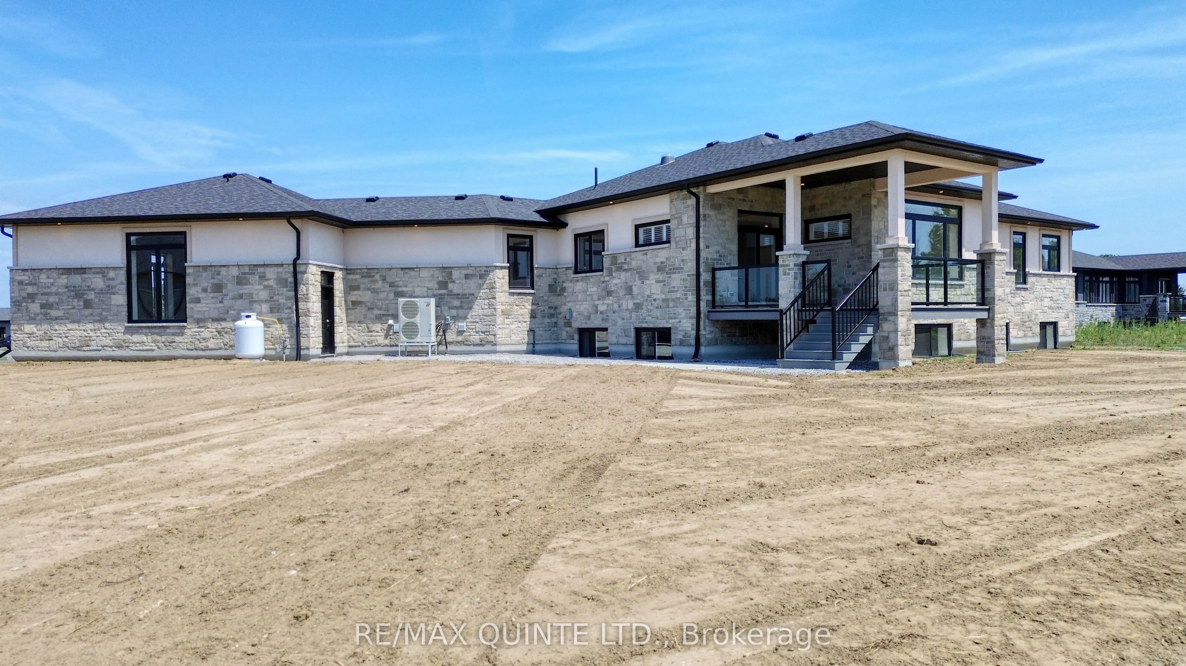 76 Navigation Drive