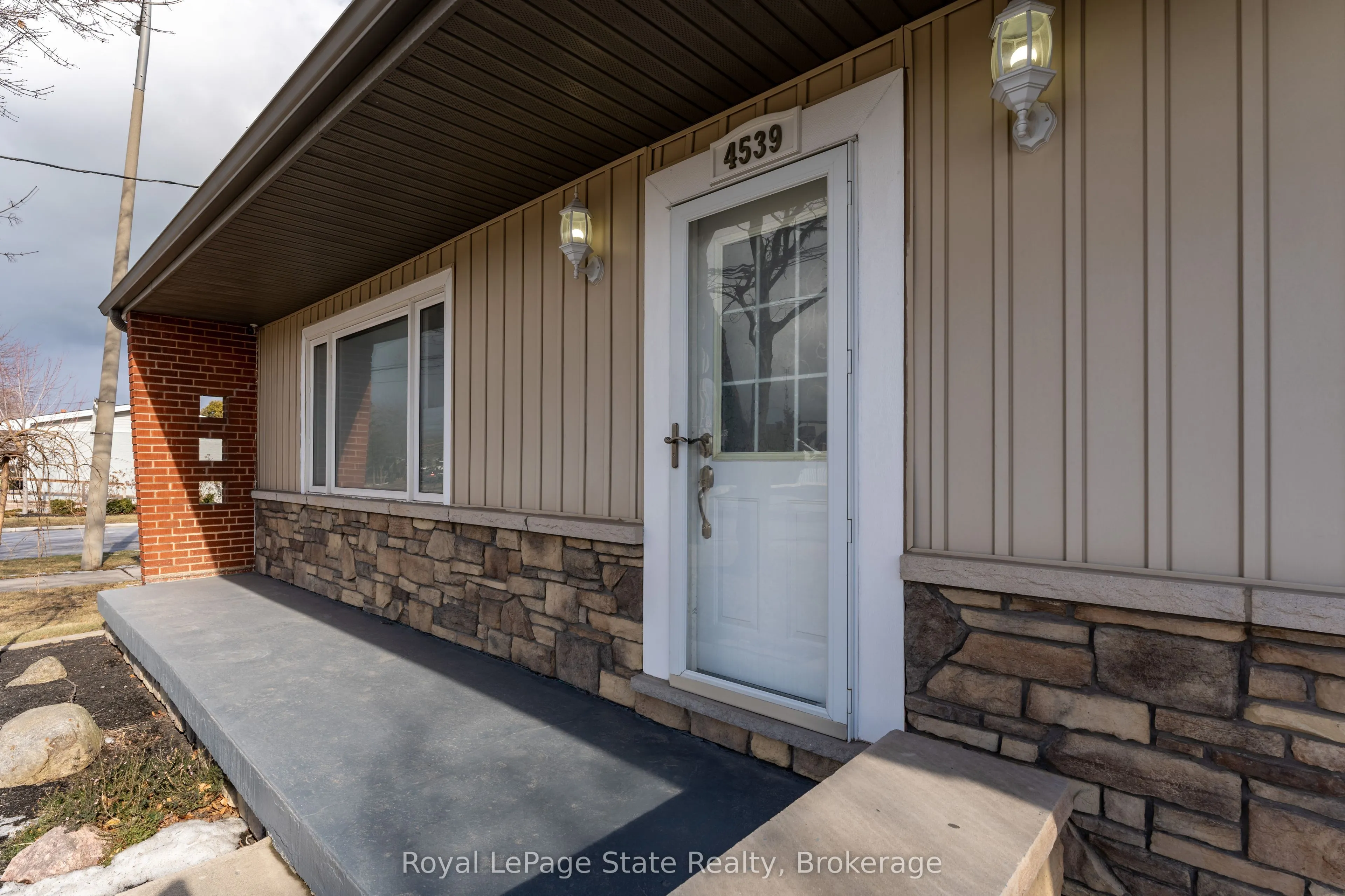 4539 Ontario Street
