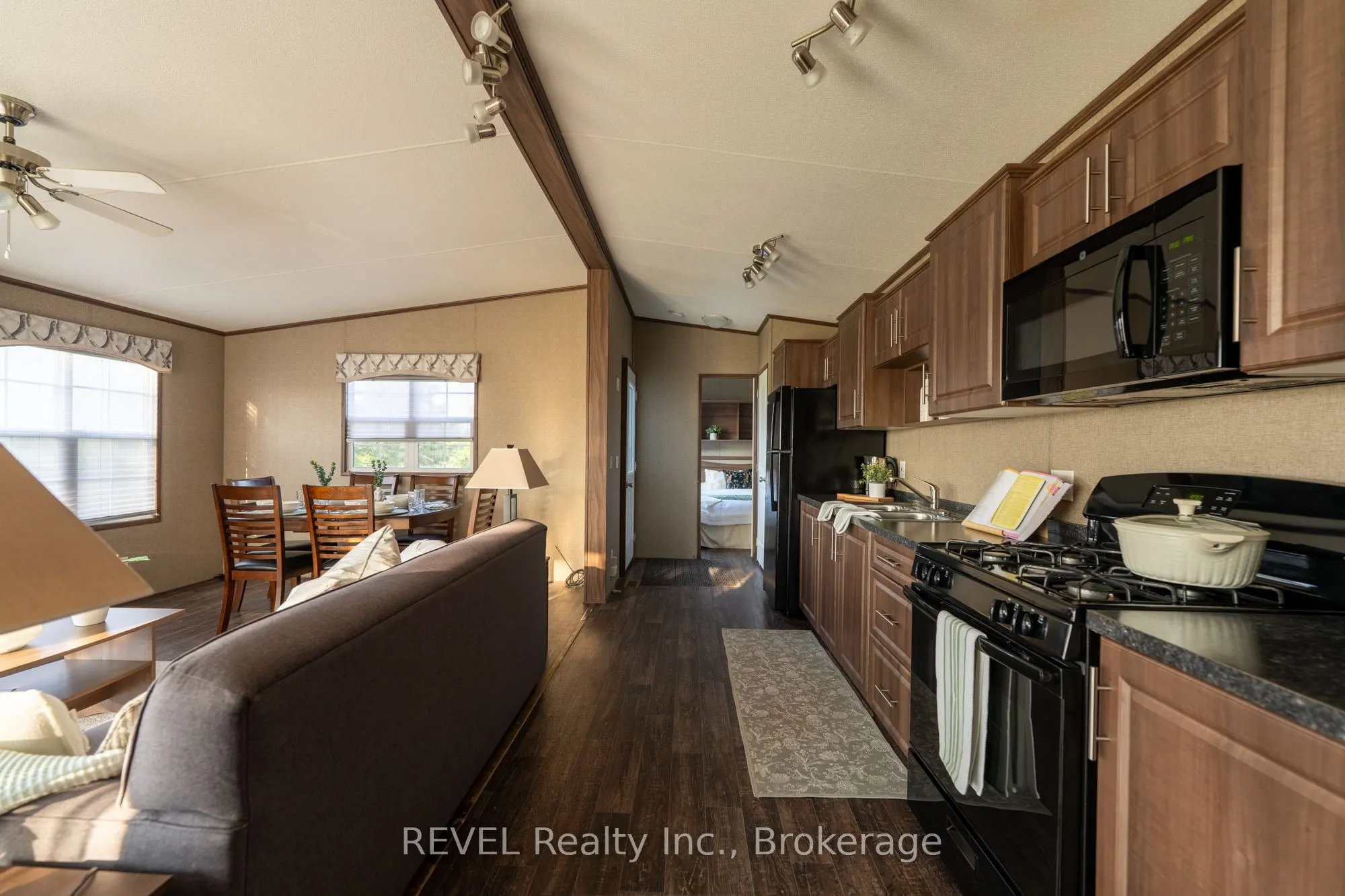 1501 Line 8 Road, #538