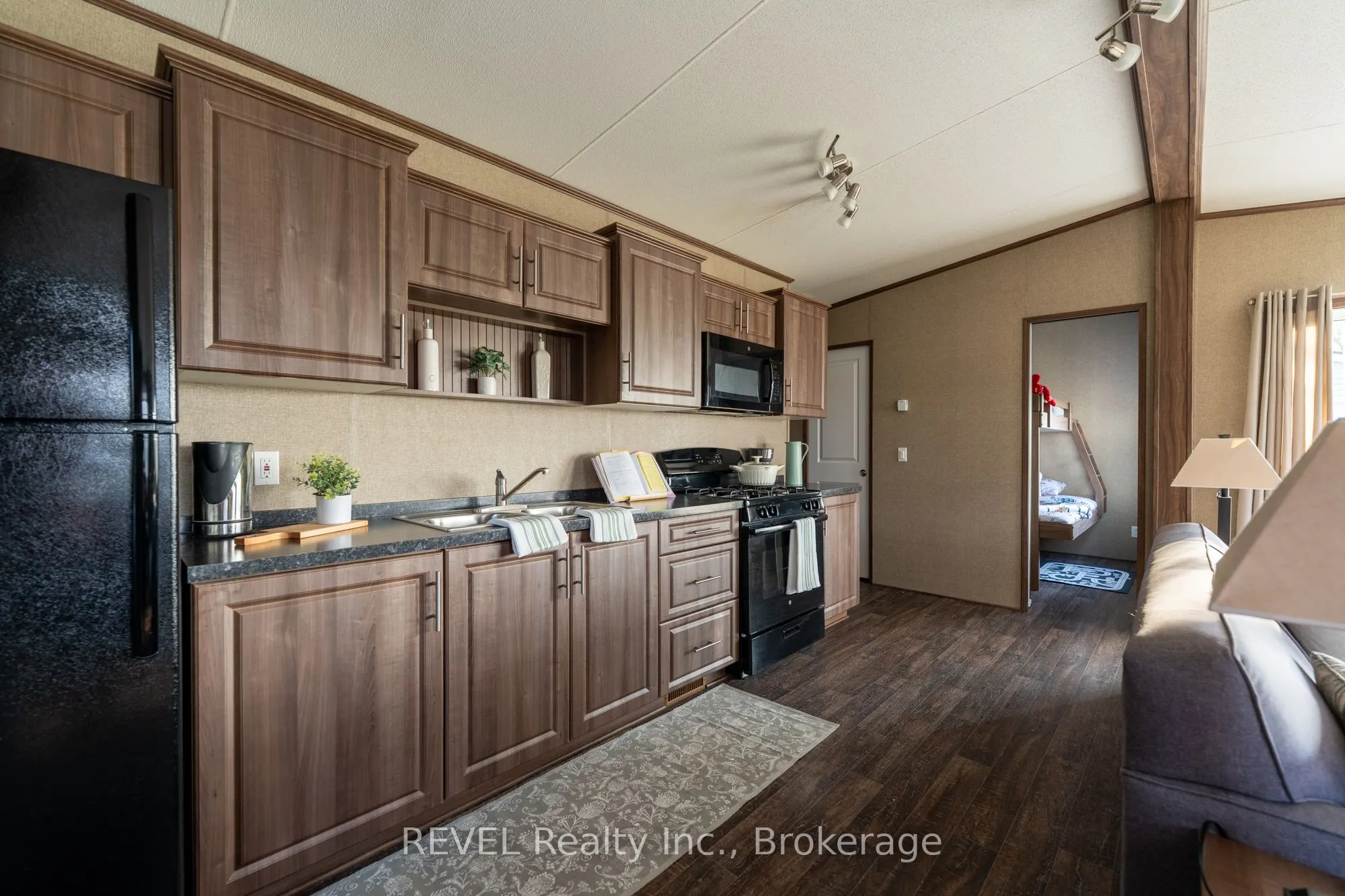 1501 Line 8 Road, #538