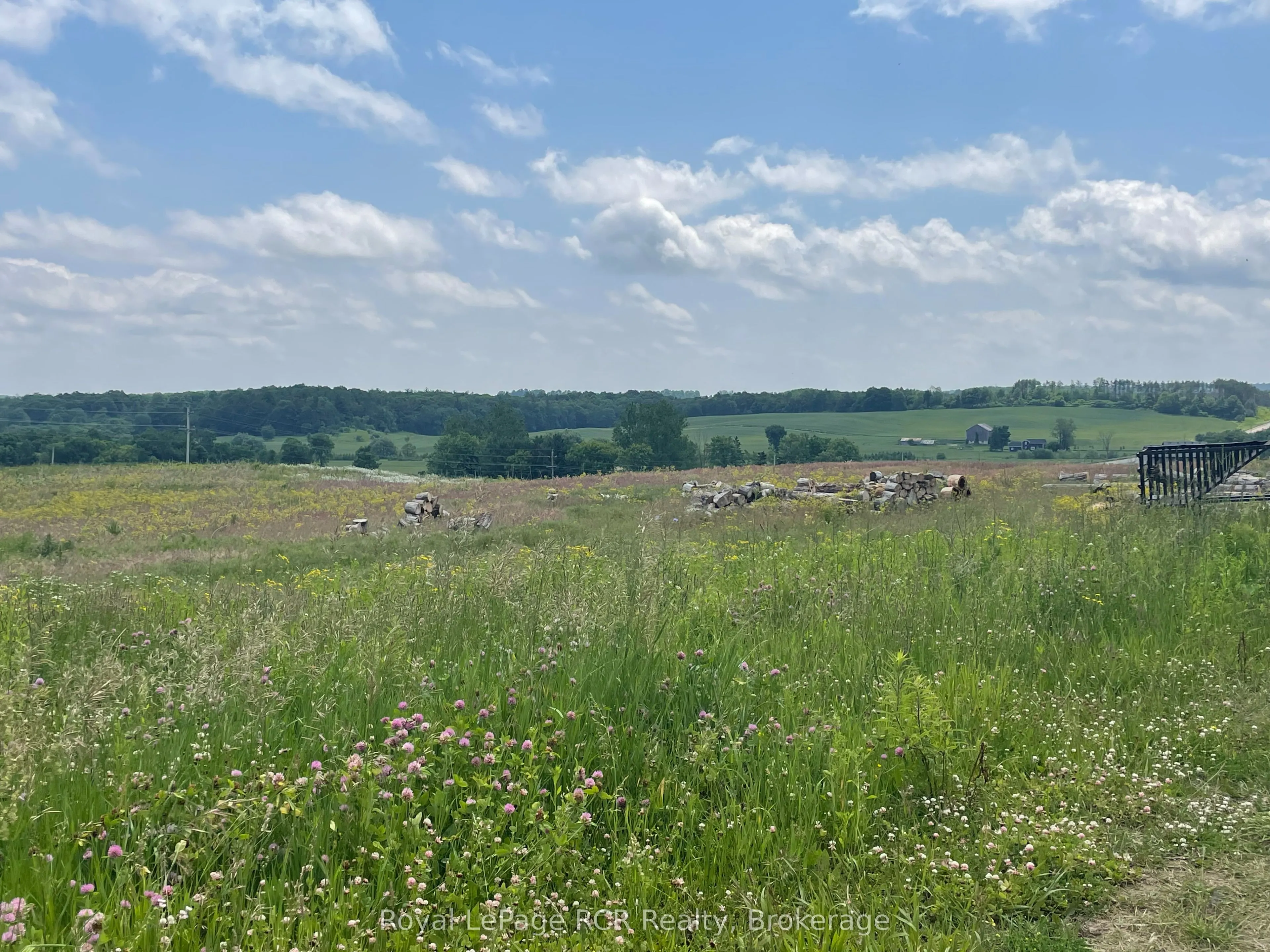 828254 Mulmur Nottawasaga Townline