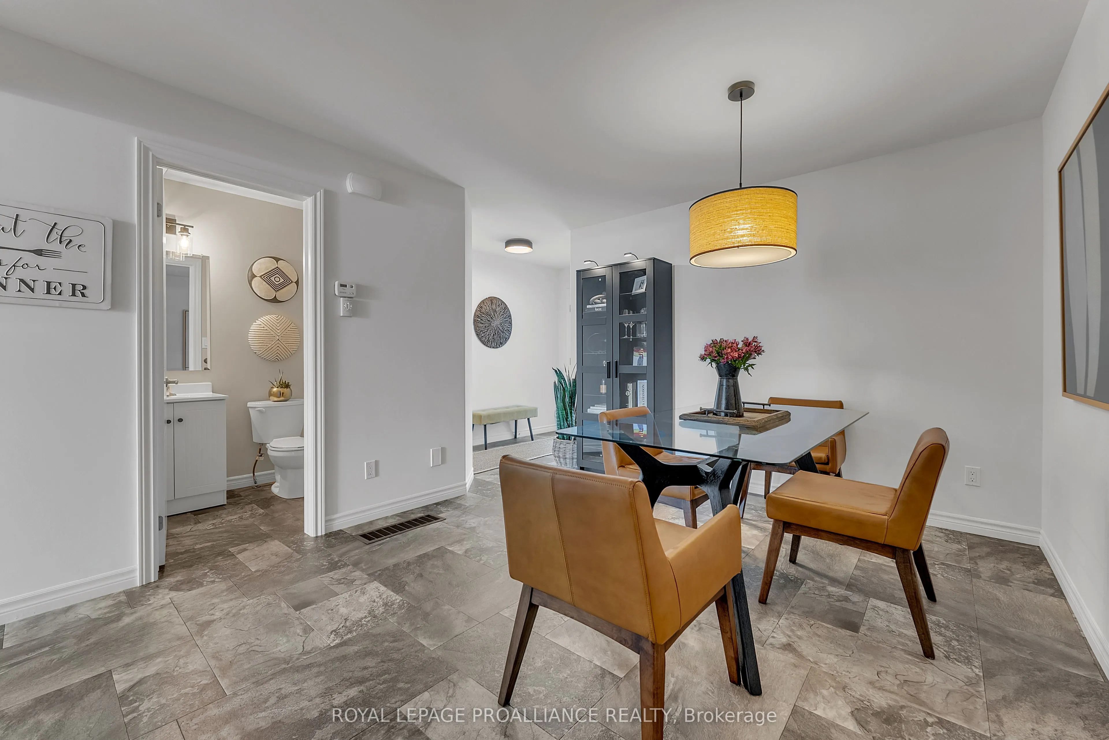 27 Ridgeway Place