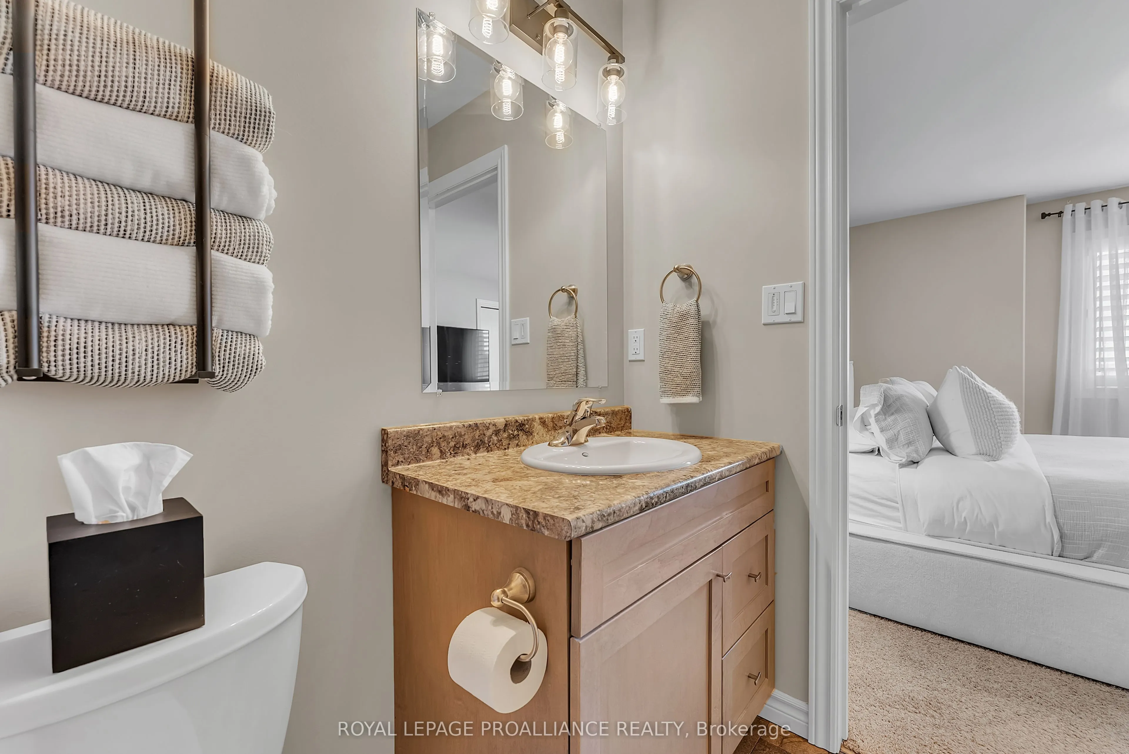 27 Ridgeway Place