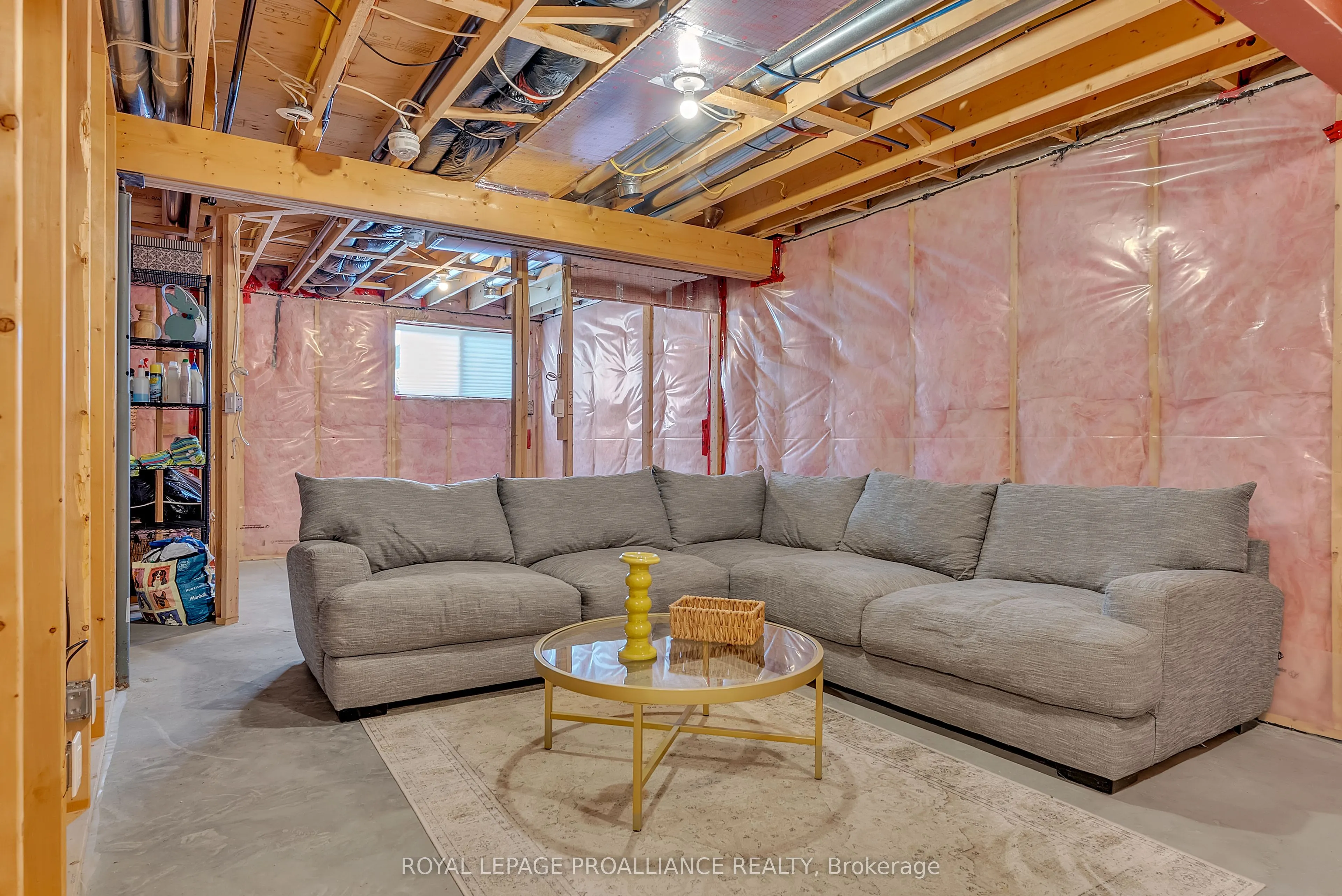 27 Ridgeway Place