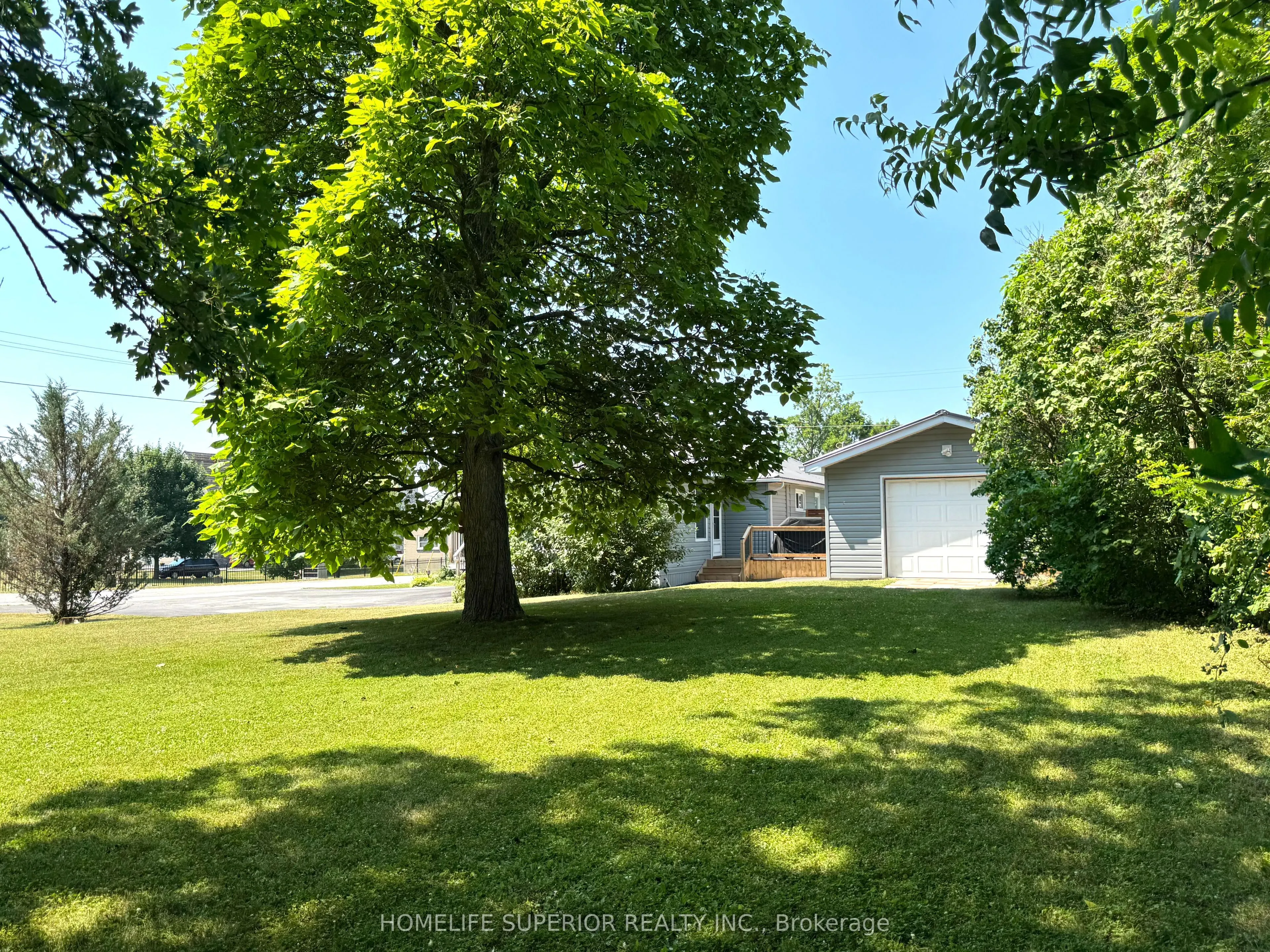 118 Hastings Avenue