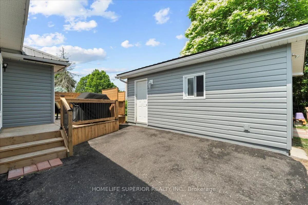118 Hastings Avenue