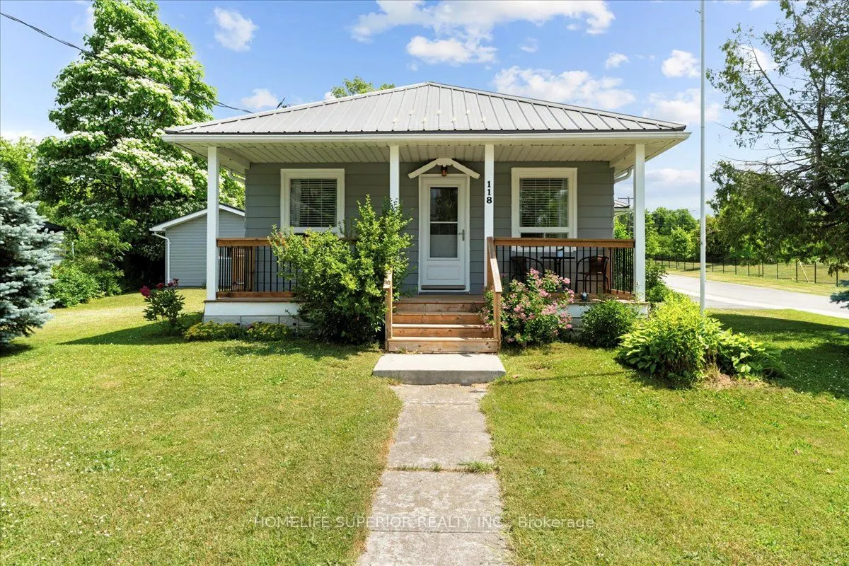 118 Hastings Avenue