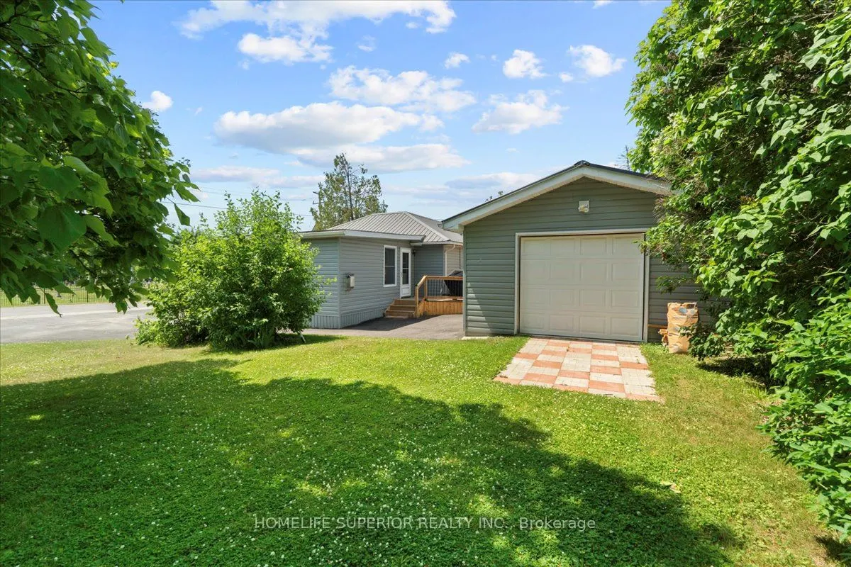 118 Hastings Avenue