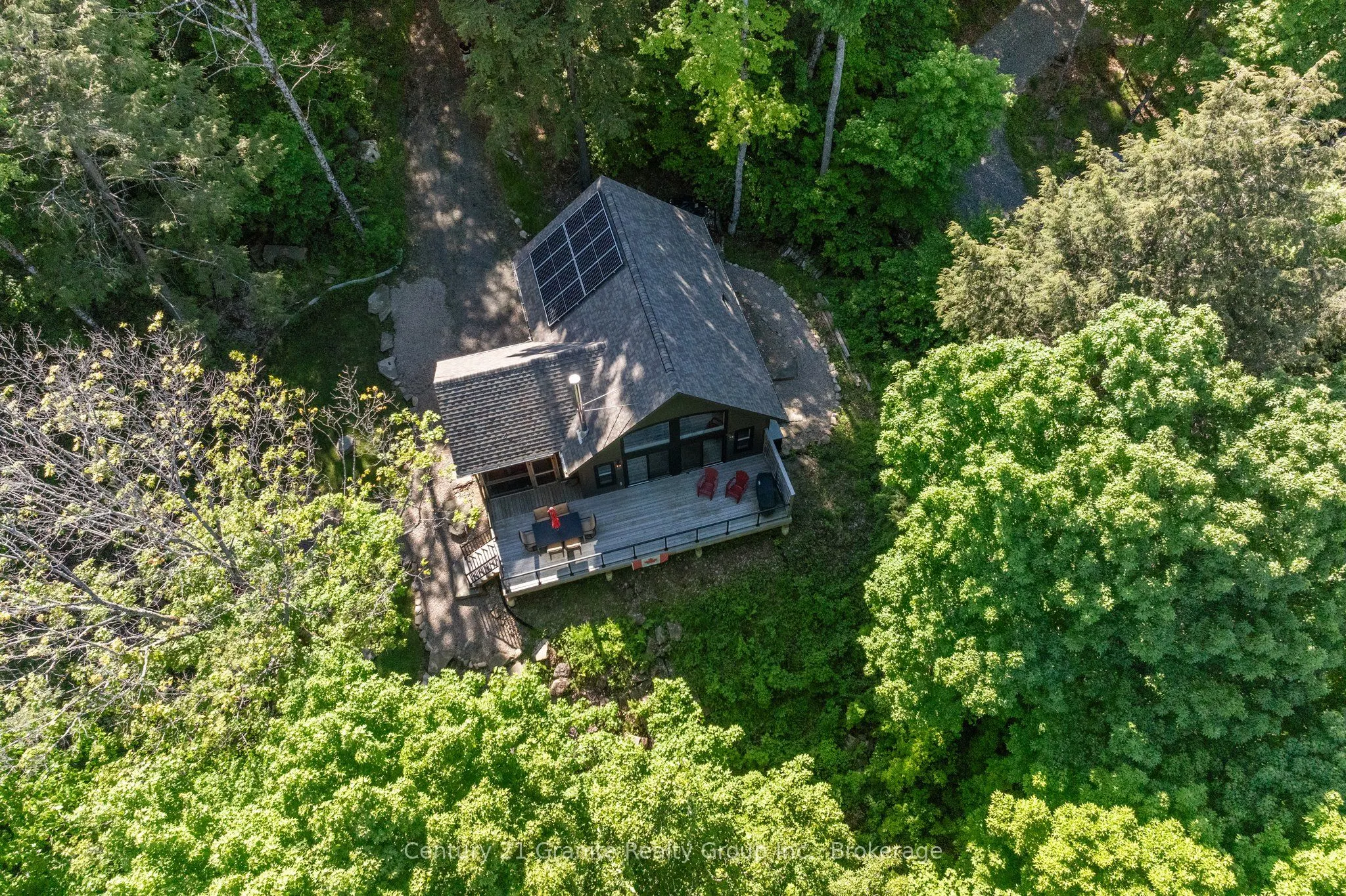 1577 RUGGED Lane