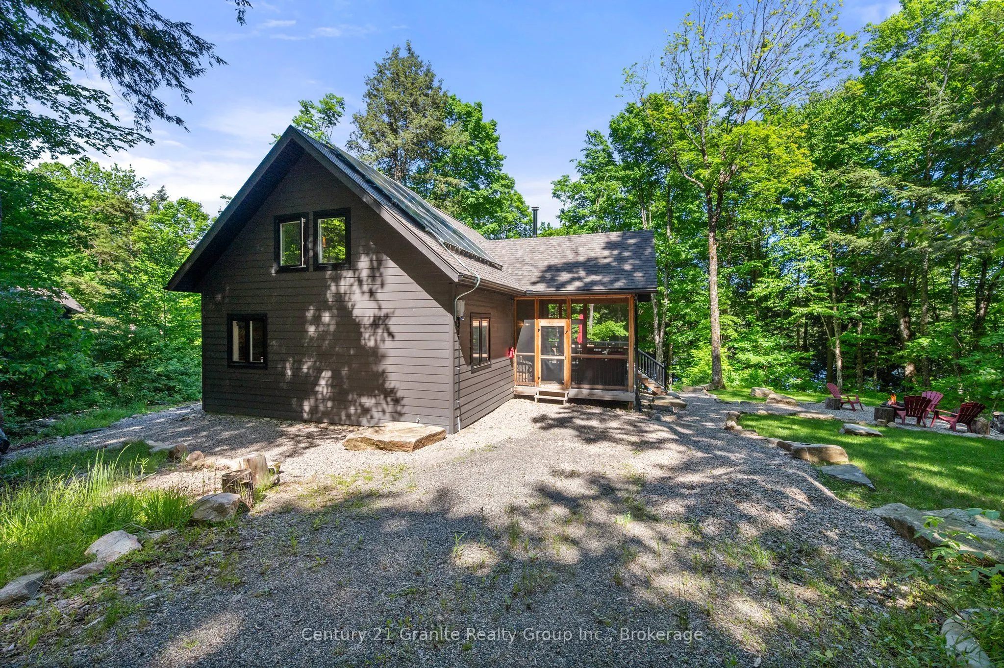 1577 RUGGED Lane