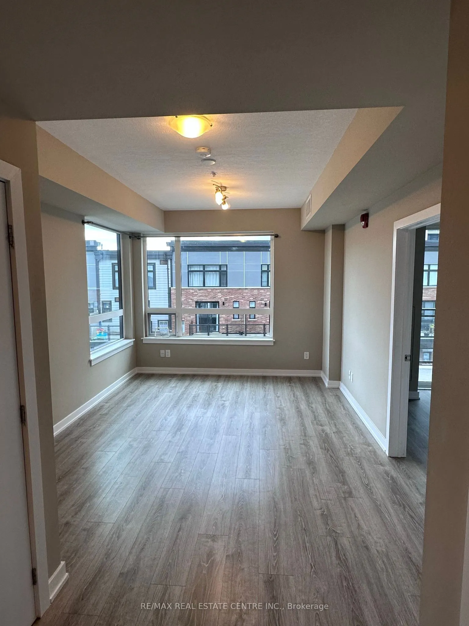 10 Esplanade Lane, #313