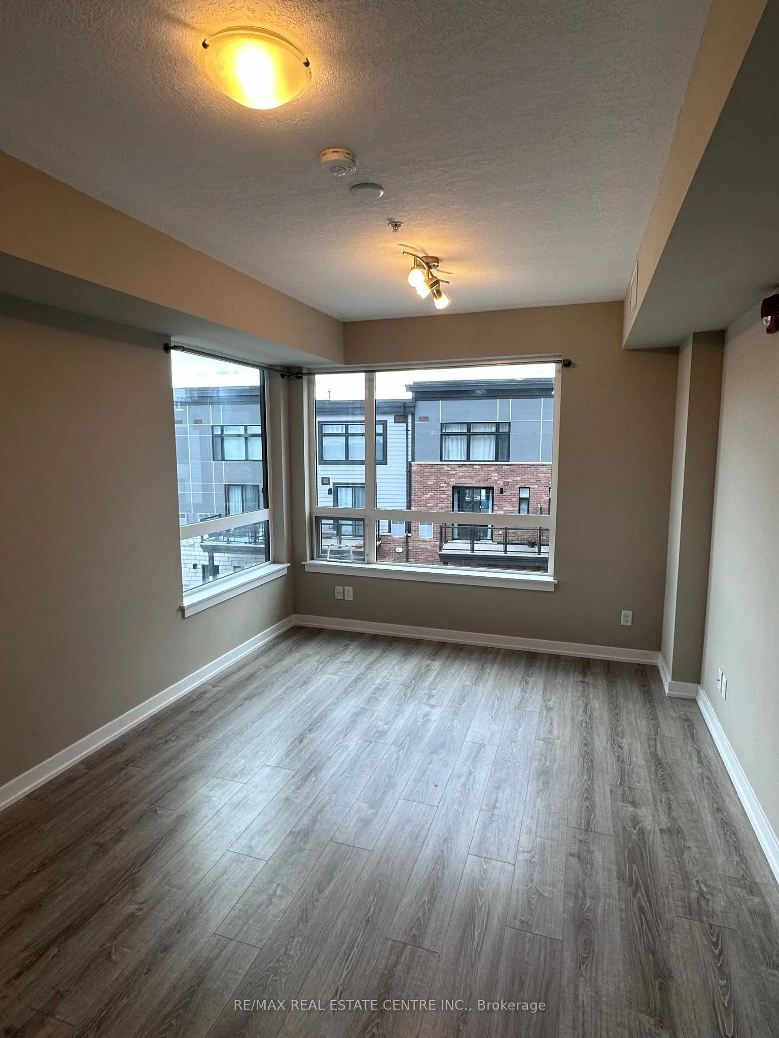 10 Esplanade Lane, #313