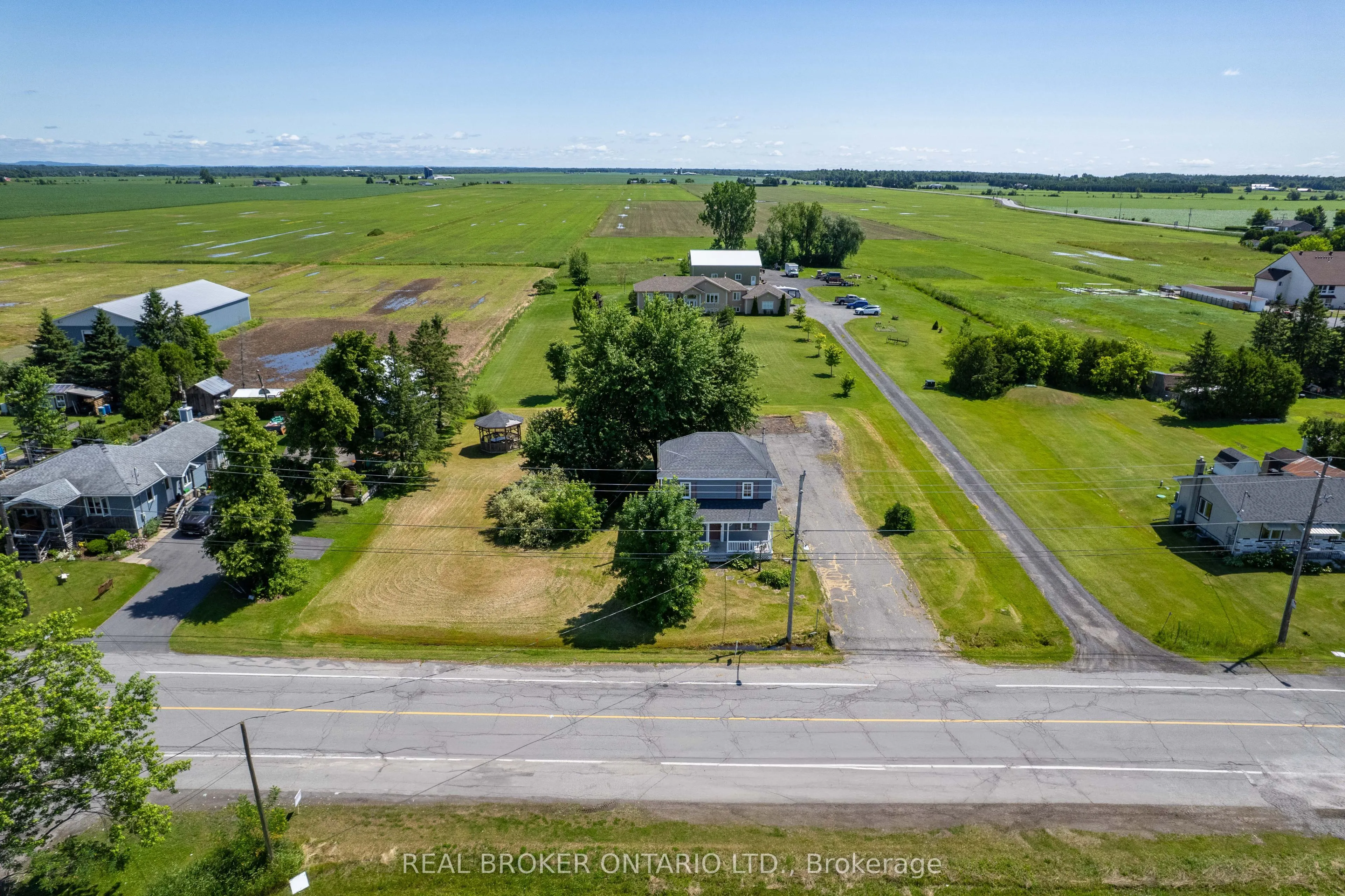 3449 Sarsfield Road