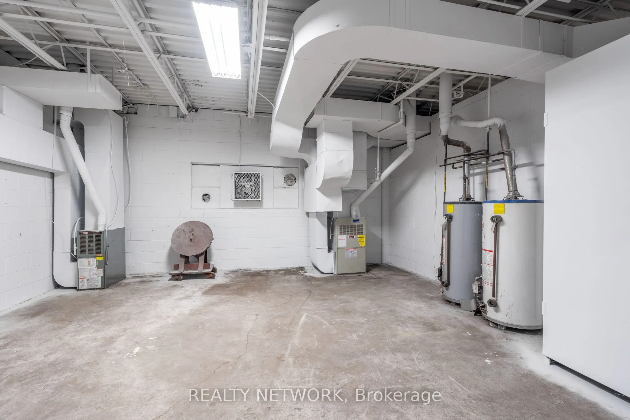 100 Burland Crescent, #1