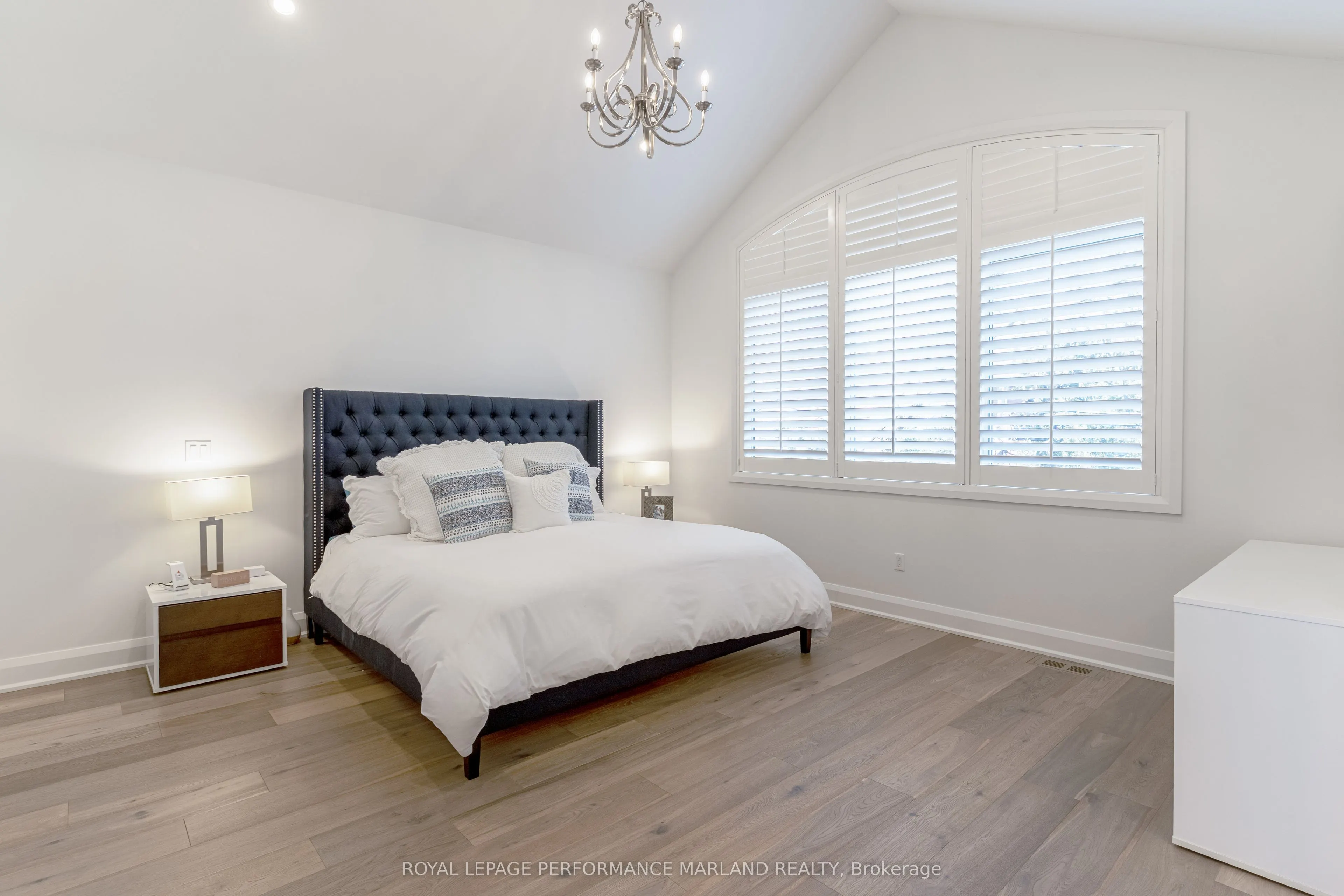137 Glebe Avenue