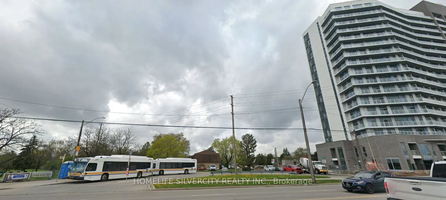 2782 Barton Street E, #908